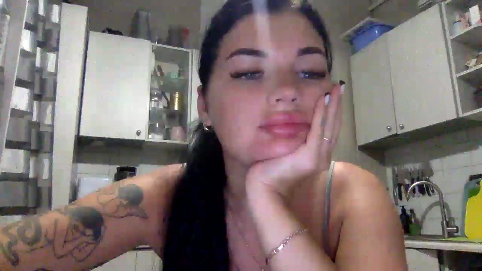 Gallery image thumbnail from CherryEvve's myfreecams stream on, 07/13/2024, 21:39 image 19 of 20