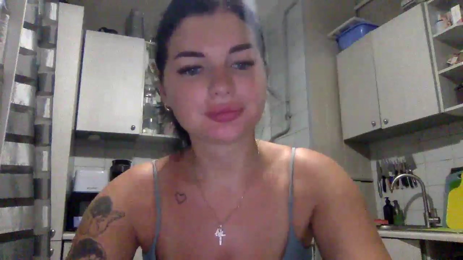 Gallery image thumbnail from CherryEvve's myfreecams stream on, 07/13/2024, 21:39 image 2 of 20