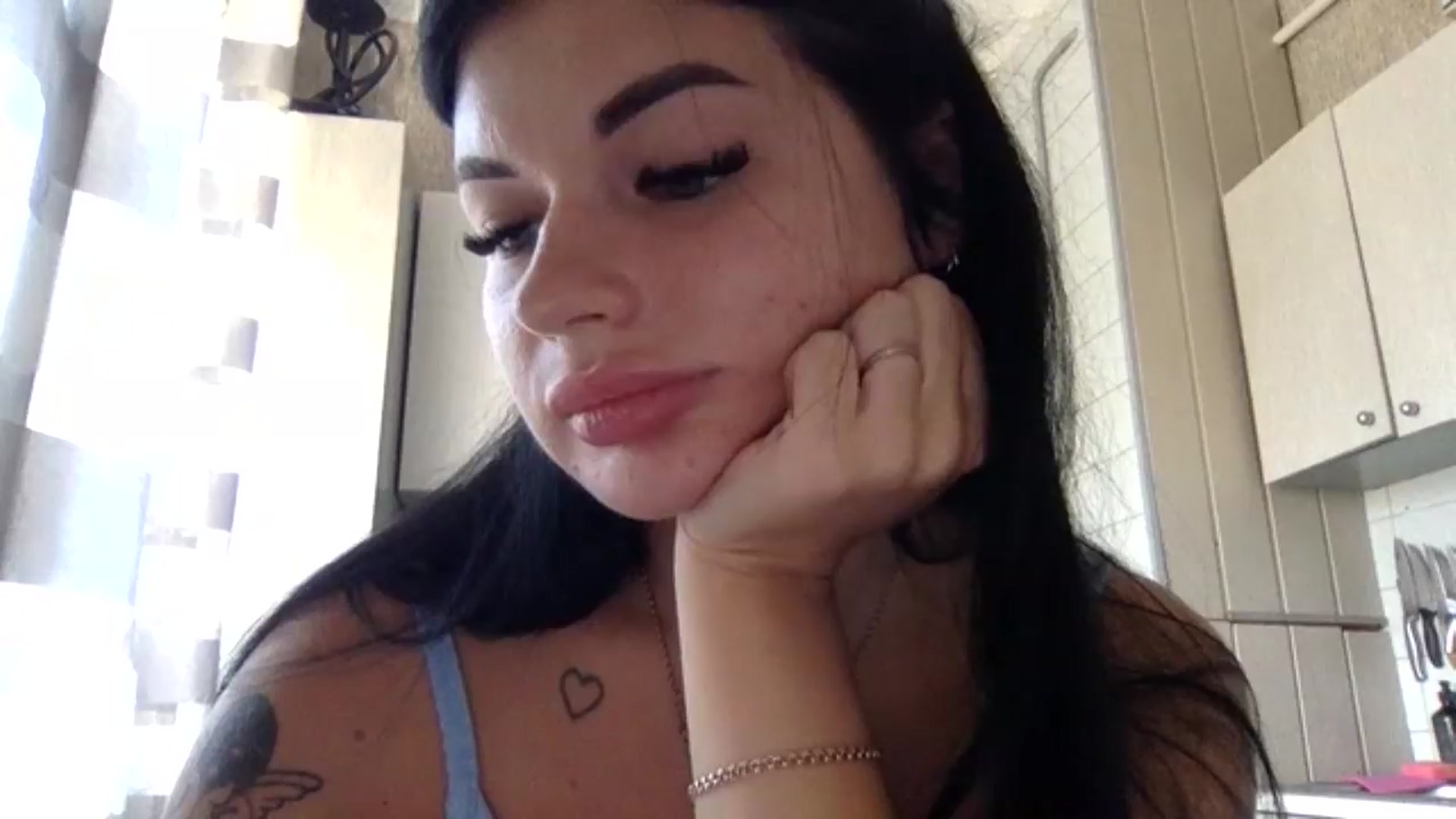 Gallery image thumbnail from CherryEvve's myfreecams stream on, 07/20/2024, 11:45 image 16 of 20