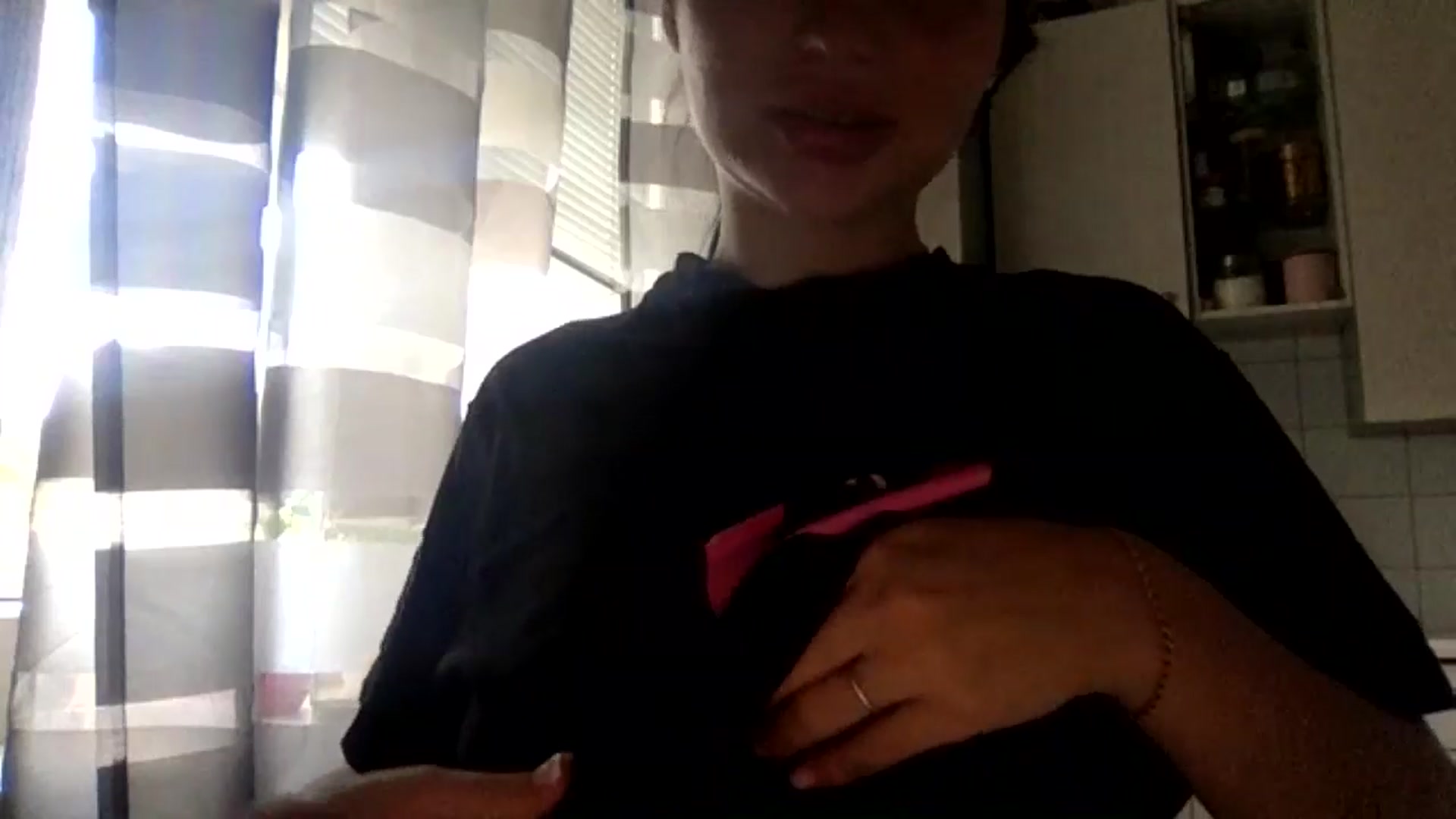 Gallery image thumbnail from CherryEvve's myfreecams stream on, 08/04/2024, 13:01 image 19 of 20