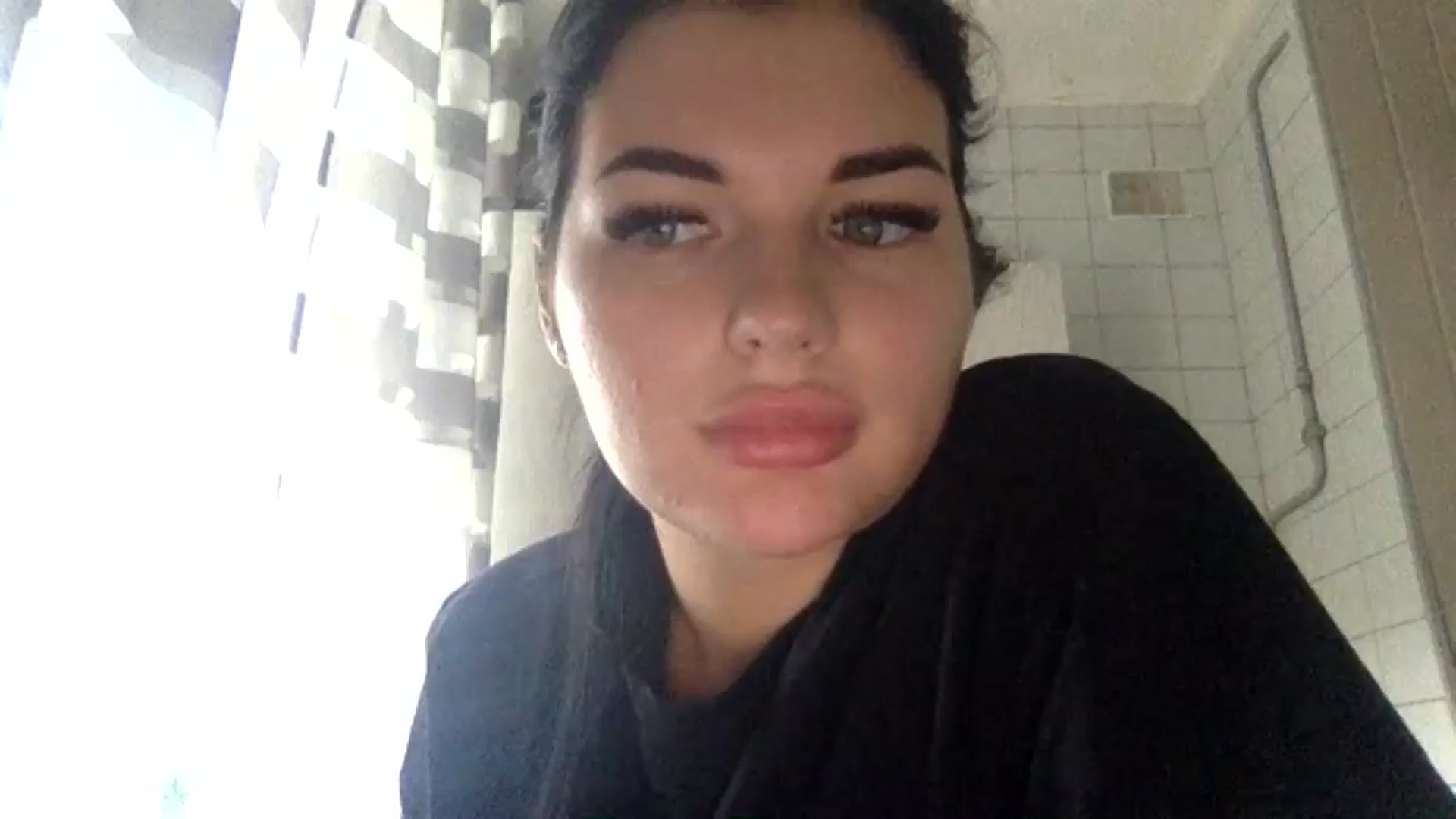 Gallery image thumbnail from CherryEvve's myfreecams stream on, 08/04/2024, 13:01 image 14 of 20
