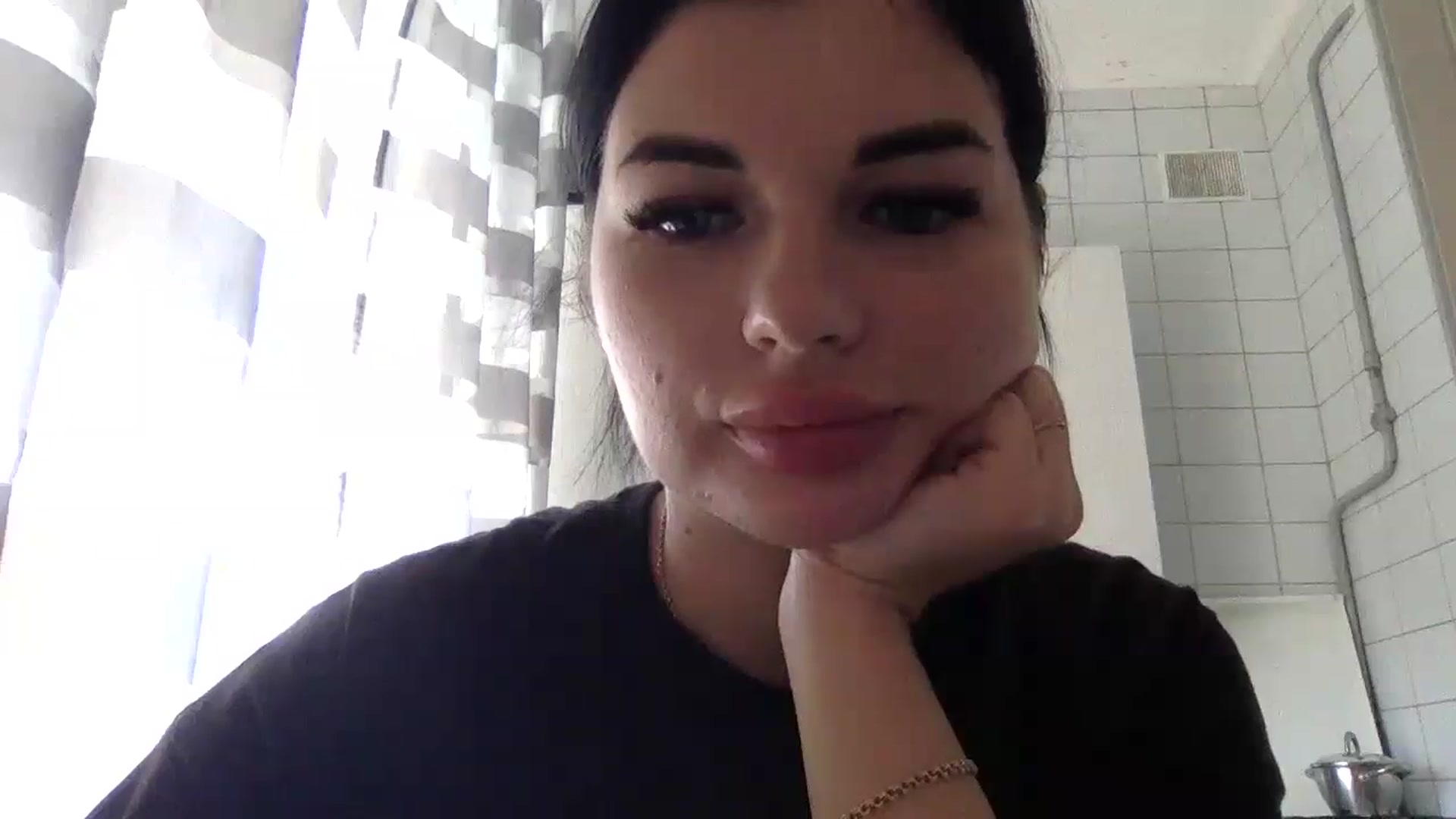 Gallery image thumbnail from CherryEvve's myfreecams stream on, 08/05/2024, 11:08 image 3 of 20