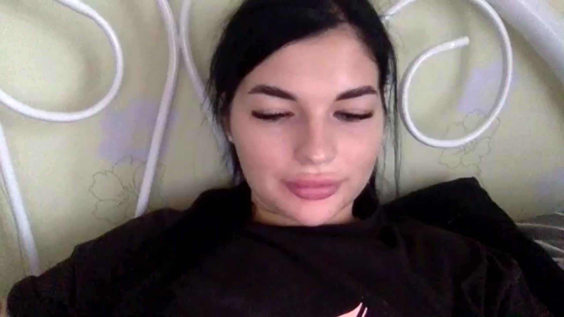 Gallery image thumbnail from CherryEvve's myfreecams stream on, 08/06/2024, 13:33 image 18 of 20