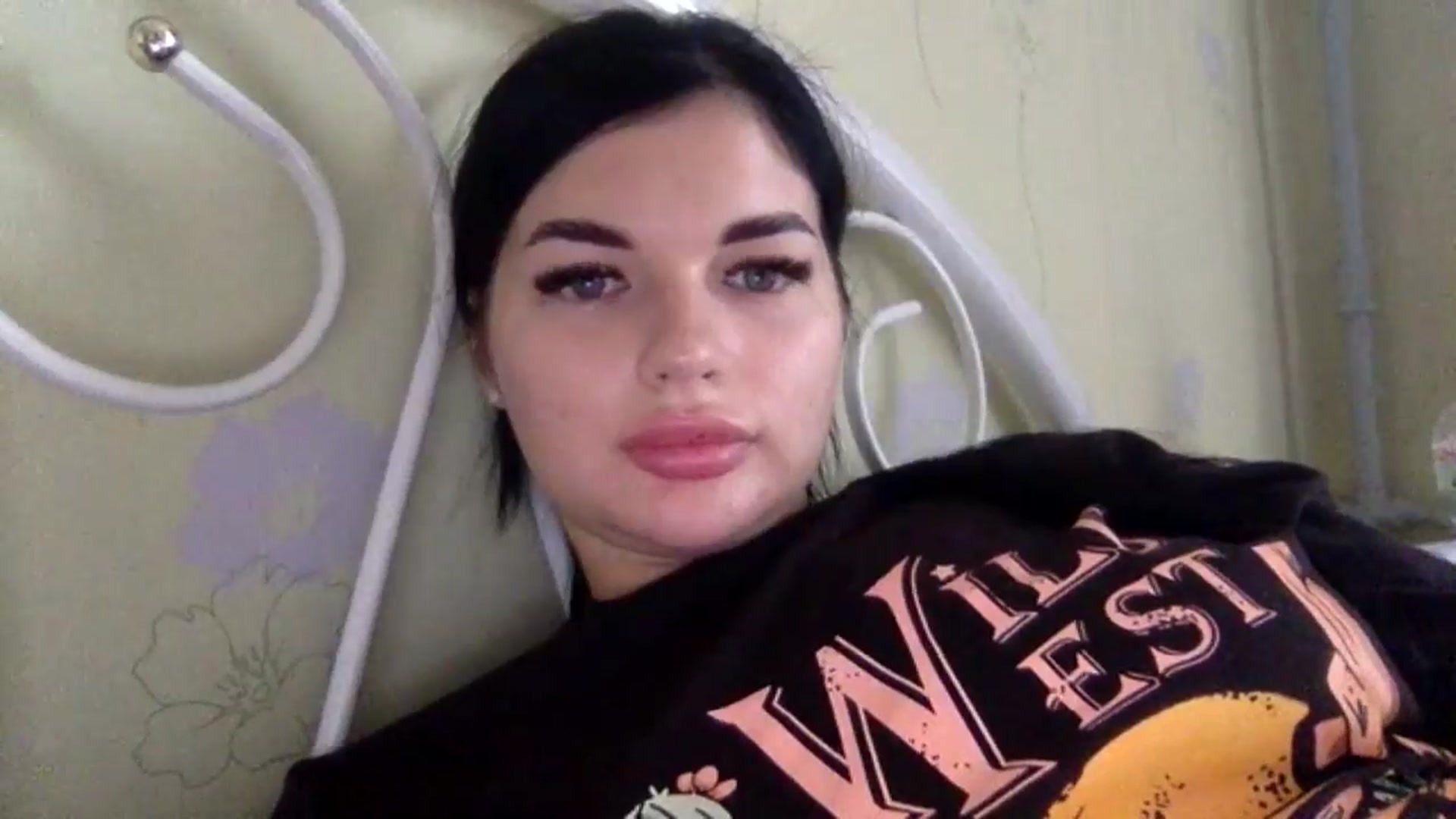 Gallery image thumbnail from CherryEvve's myfreecams stream on, 08/06/2024, 13:33 image 7 of 20