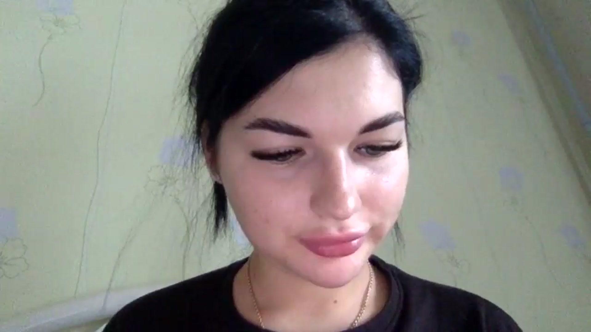 Gallery image thumbnail from CherryEvve's myfreecams stream on, 08/06/2024, 13:33 image 14 of 20