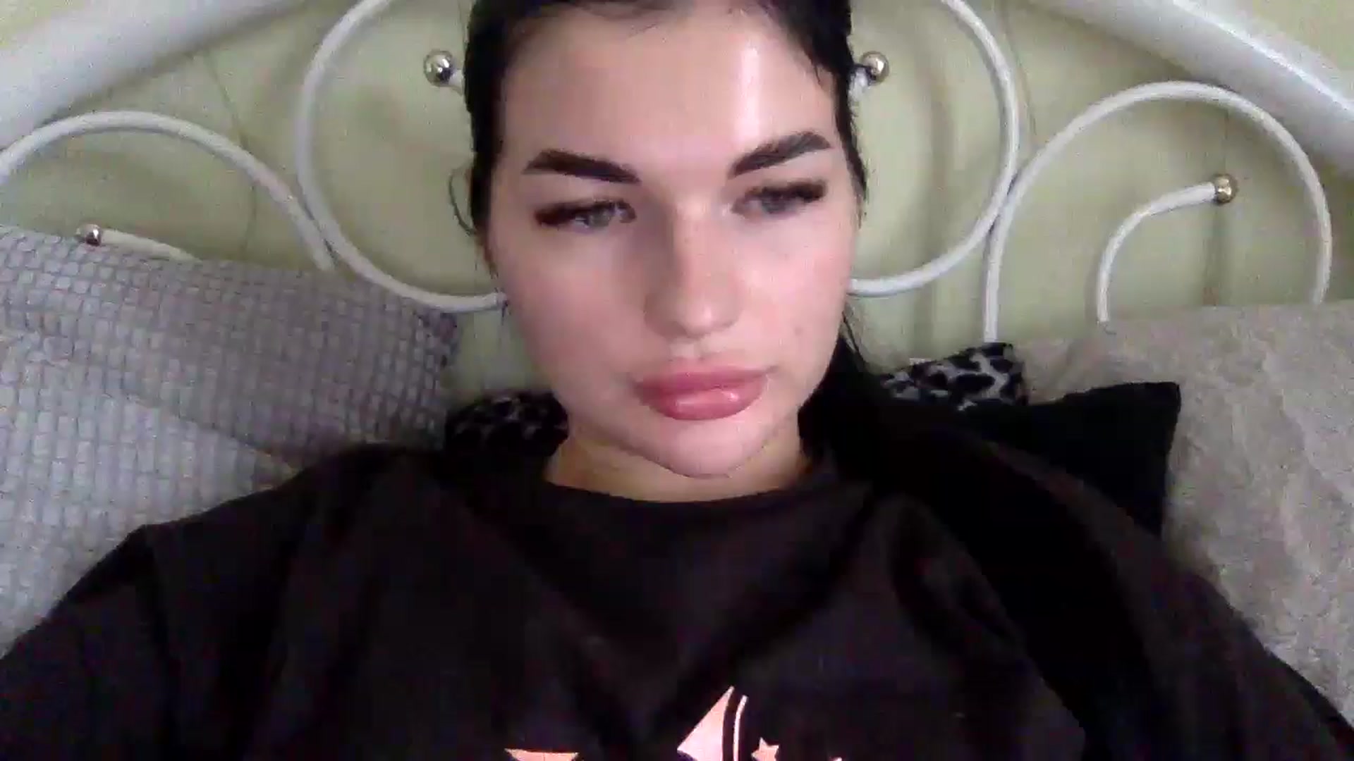 Gallery image thumbnail from CherryEvve's myfreecams stream on, 08/16/2024, 10:31 image 12 of 20