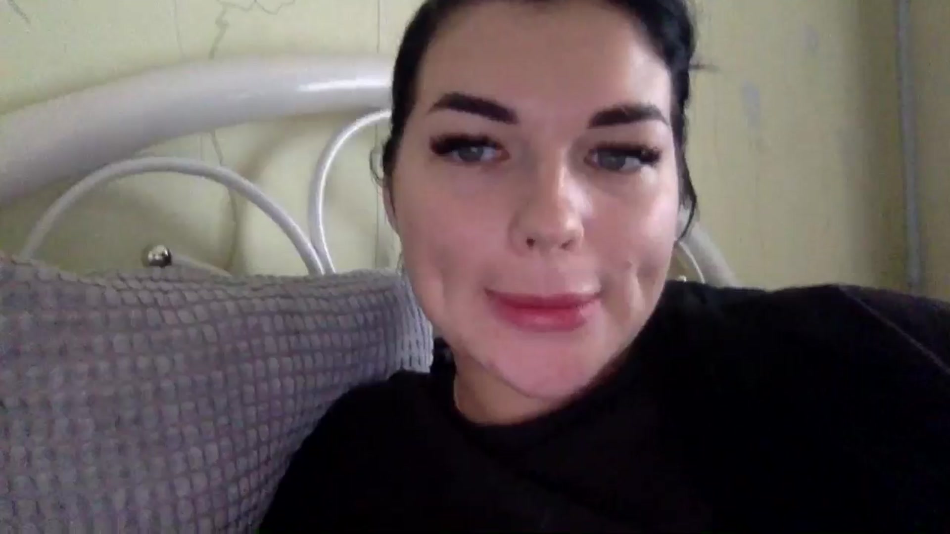 Gallery image thumbnail from CherryEvve's myfreecams stream on, 08/16/2024, 10:31 image 18 of 20