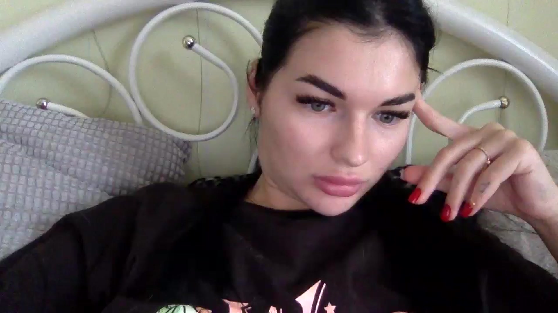 Gallery image thumbnail from CherryEvve's myfreecams stream on, 08/16/2024, 10:31 image 9 of 20