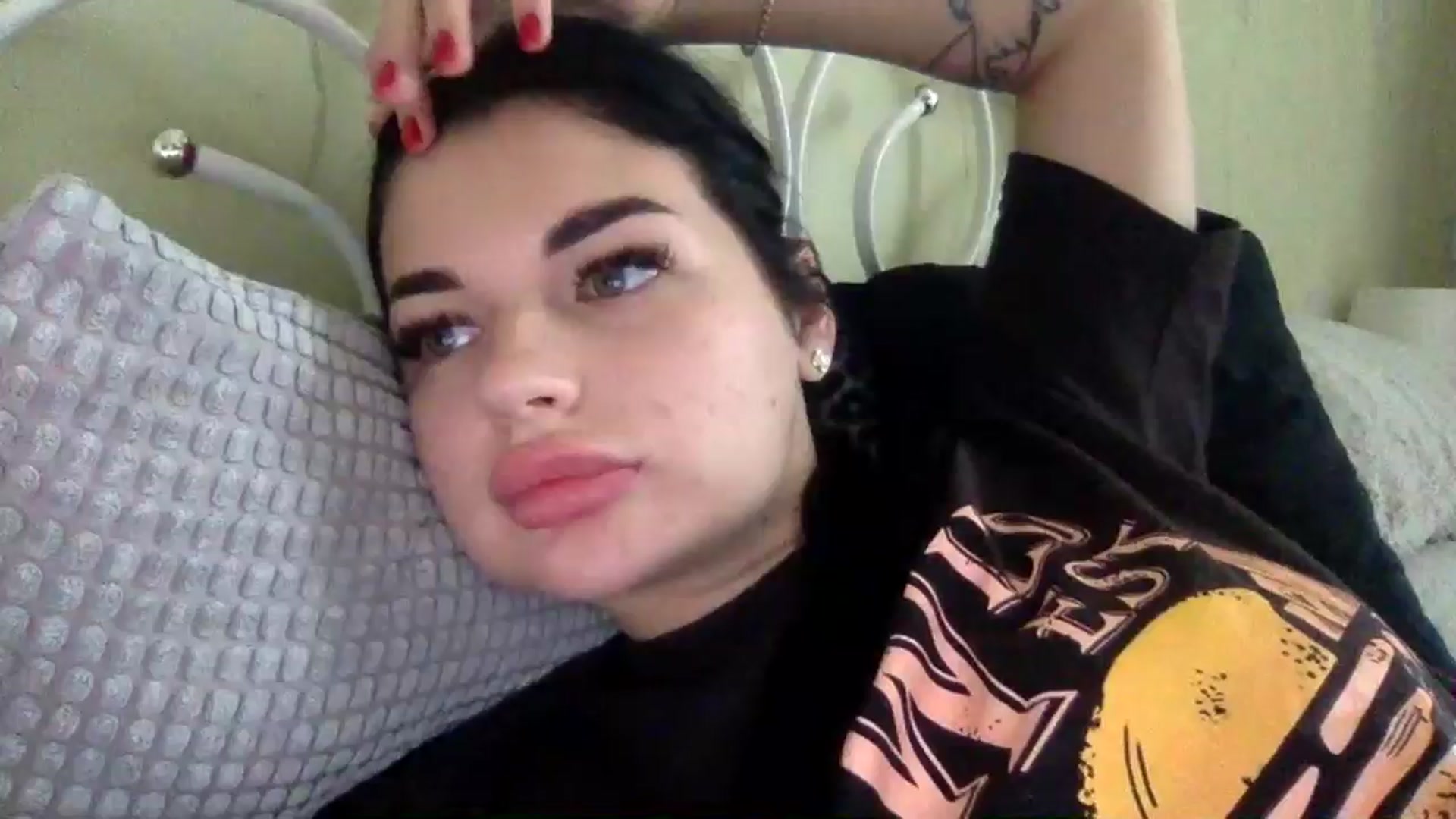 Gallery image thumbnail from CherryEvve's myfreecams stream on, 08/16/2024, 10:31 image 20 of 20
