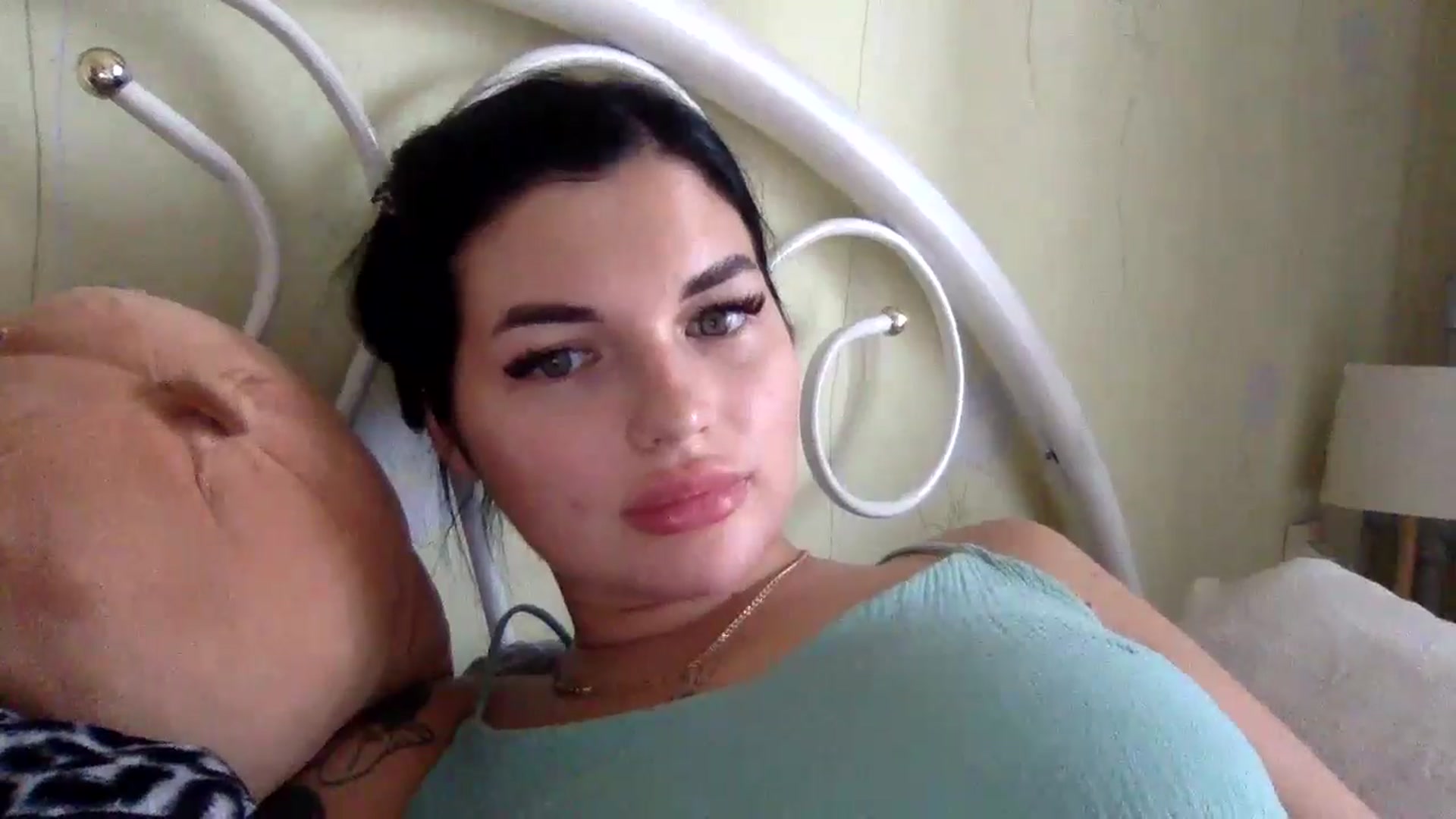 Gallery image thumbnail from CherryEvve's myfreecams stream on, 08/31/2024, 12:44 image 16 of 20