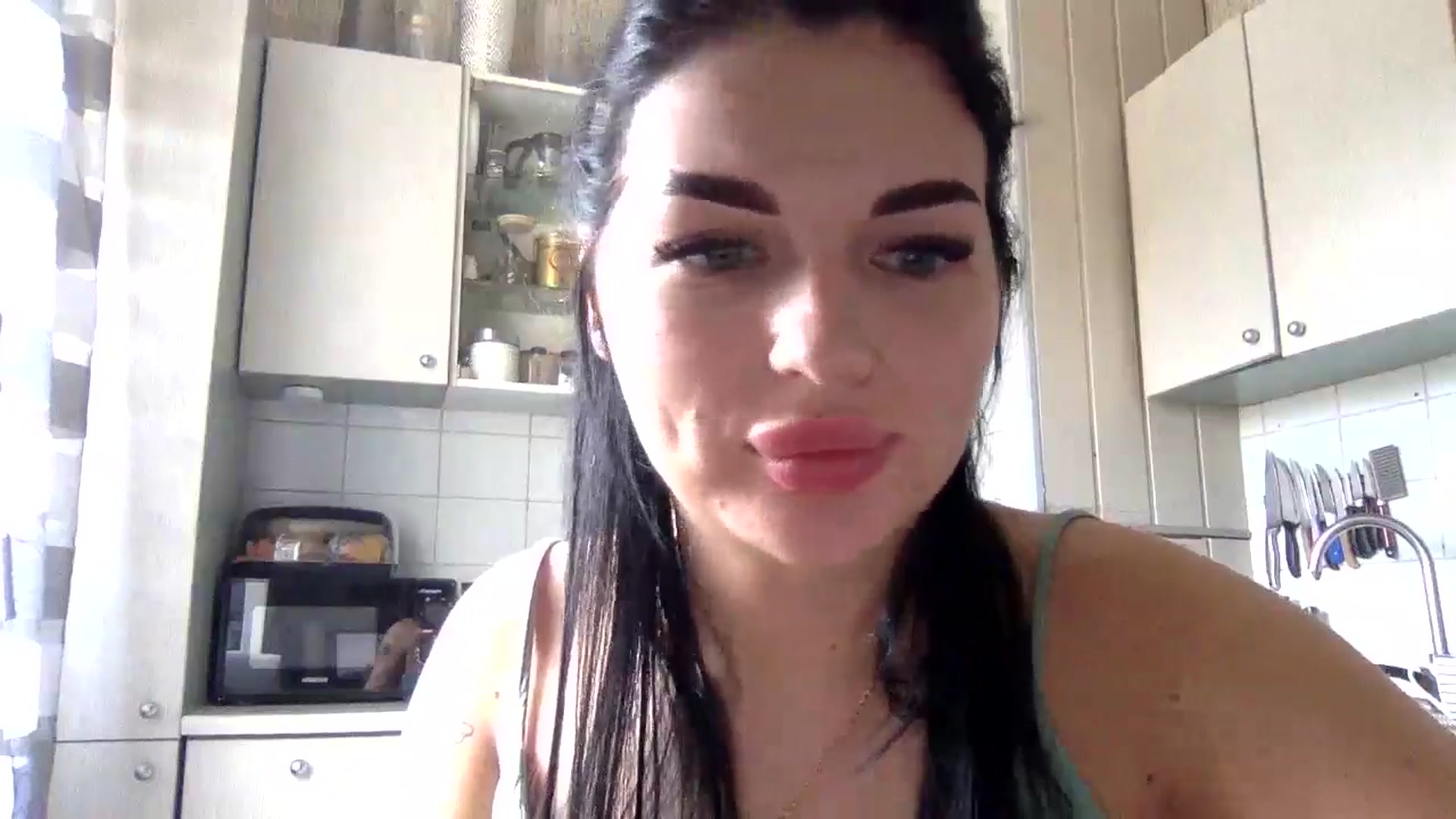 Gallery image thumbnail from CherryEvve's myfreecams stream on, 09/04/2024, 12:44 image 14 of 20