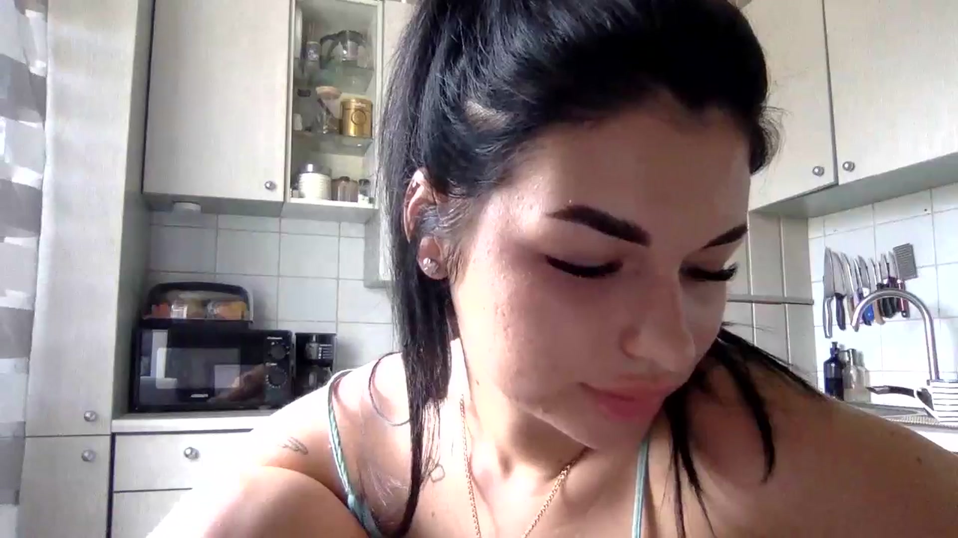 Gallery image thumbnail from CherryEvve's myfreecams stream on, 09/04/2024, 12:44 image 8 of 20