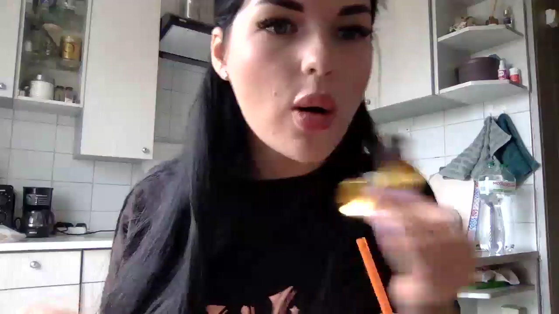 Gallery image thumbnail from CherryEvve's myfreecams stream on, 09/05/2024, 10:46 image 17 of 20