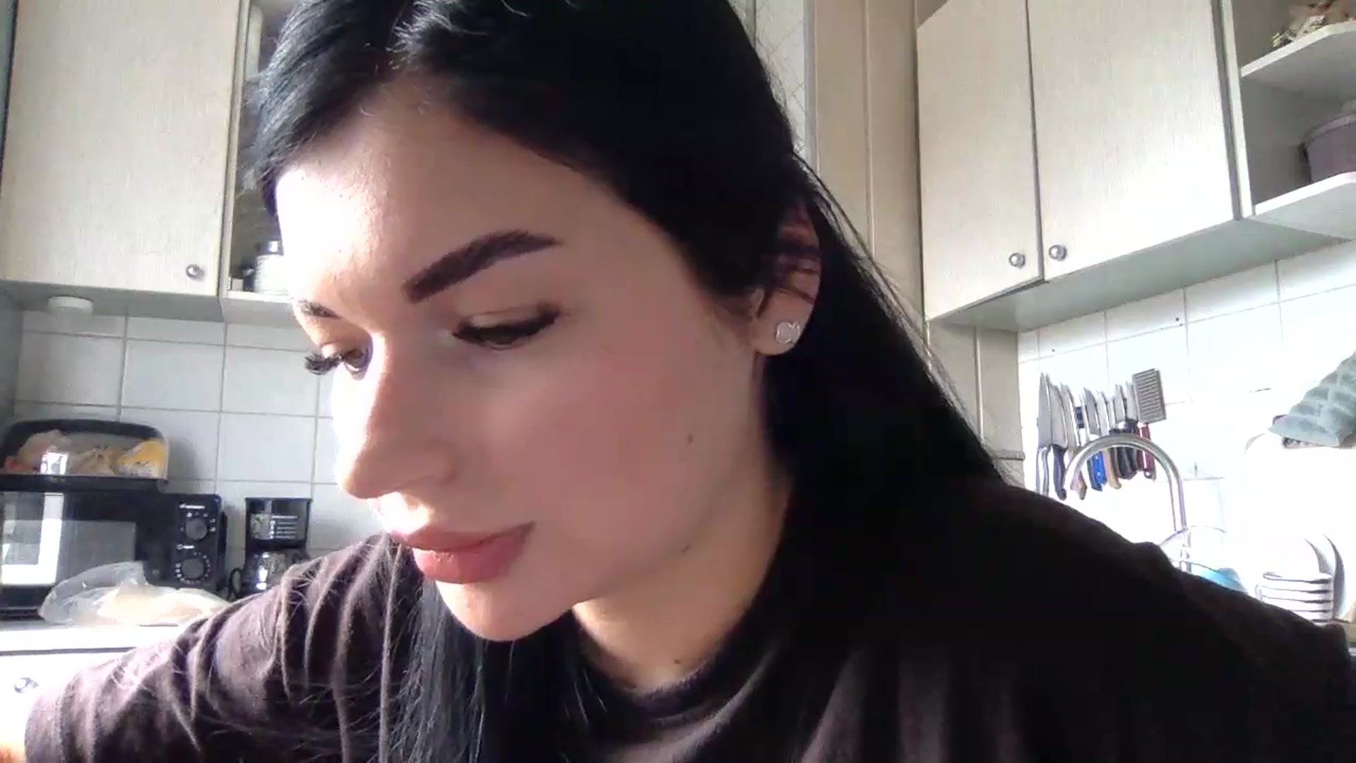 Gallery image thumbnail from CherryEvve's myfreecams stream on, 09/05/2024, 10:46 image 5 of 20