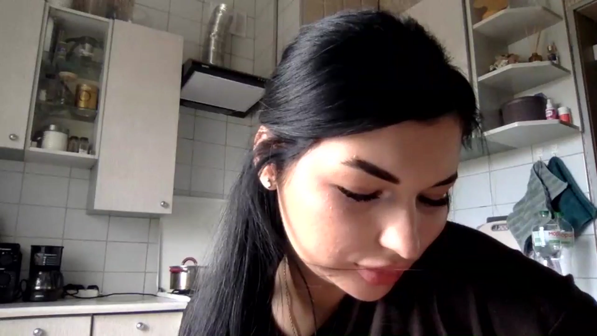 Gallery image thumbnail from CherryEvve's myfreecams stream on, 09/05/2024, 12:37 image 18 of 20