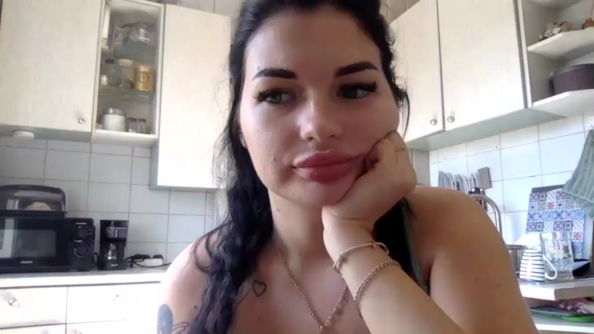 Gallery image thumbnail from CherryEvve's myfreecams stream on, 09/06/2024, 08:06 image 12 of 20