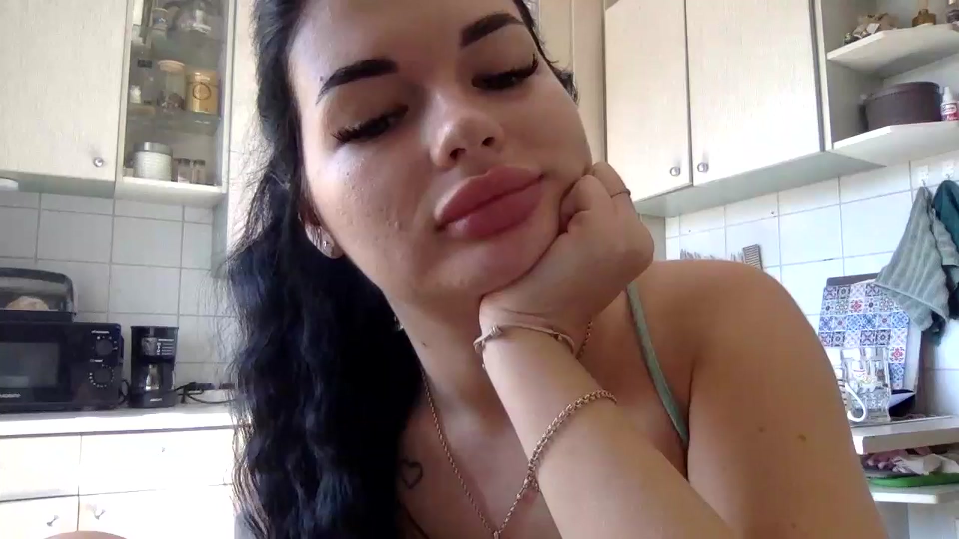 Gallery image thumbnail from CherryEvve's myfreecams stream on, 09/06/2024, 08:06 image 3 of 20