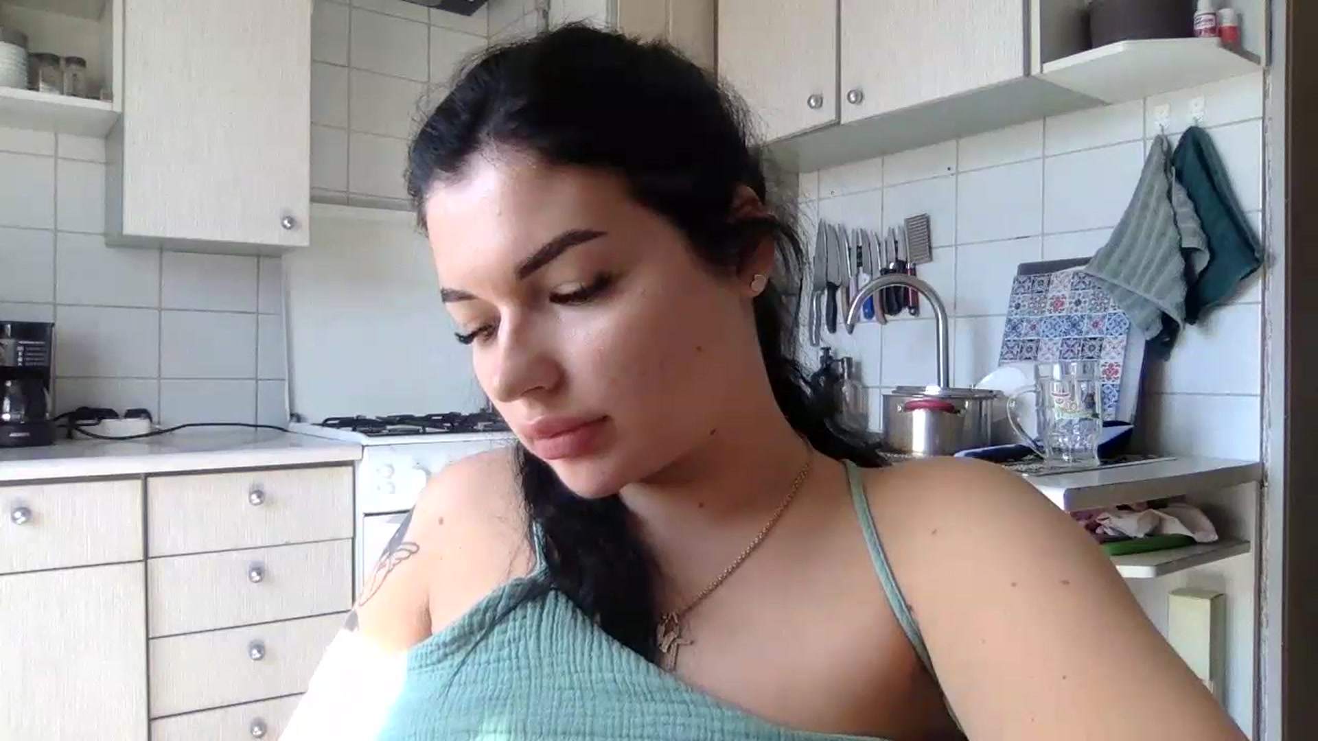 Gallery image thumbnail from CherryEvve's myfreecams stream on, 09/06/2024, 09:27 image 17 of 20