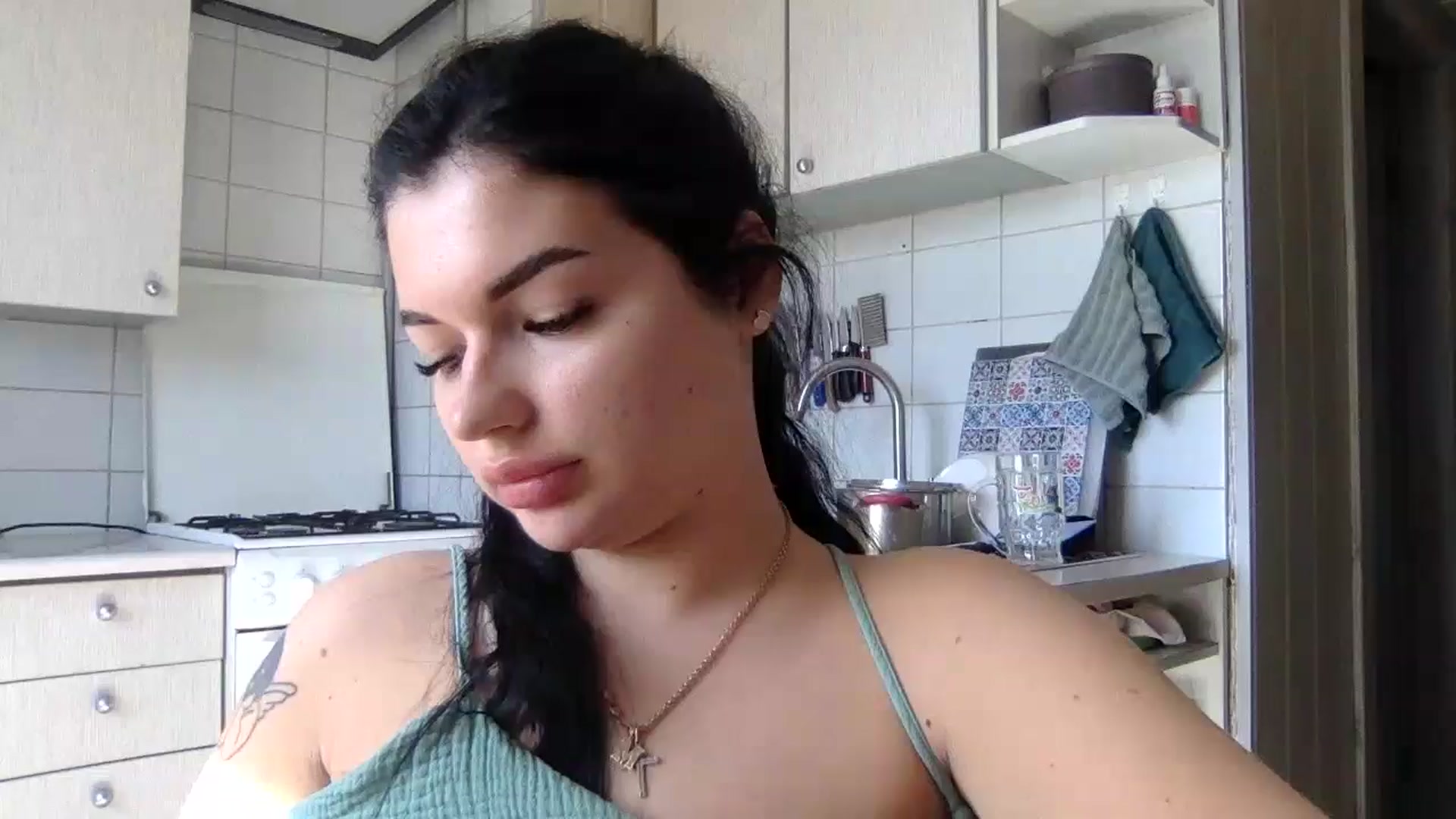 Gallery image thumbnail from CherryEvve's myfreecams stream on, 09/06/2024, 09:27 image 16 of 20