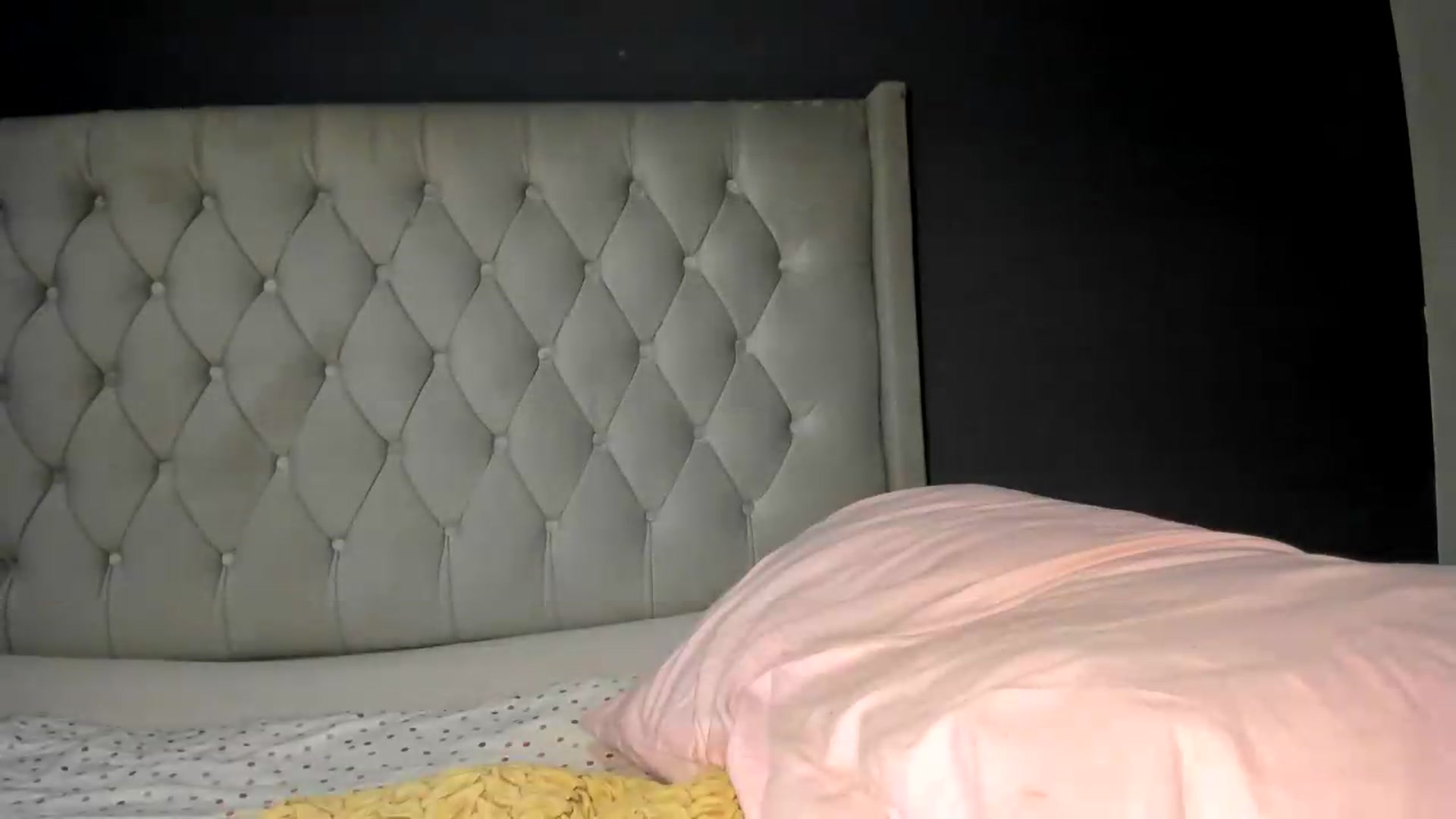 Gallery image thumbnail from CherryKiss18's myfreecams stream on, 05/18/2026, 01:53 image 12 of 20