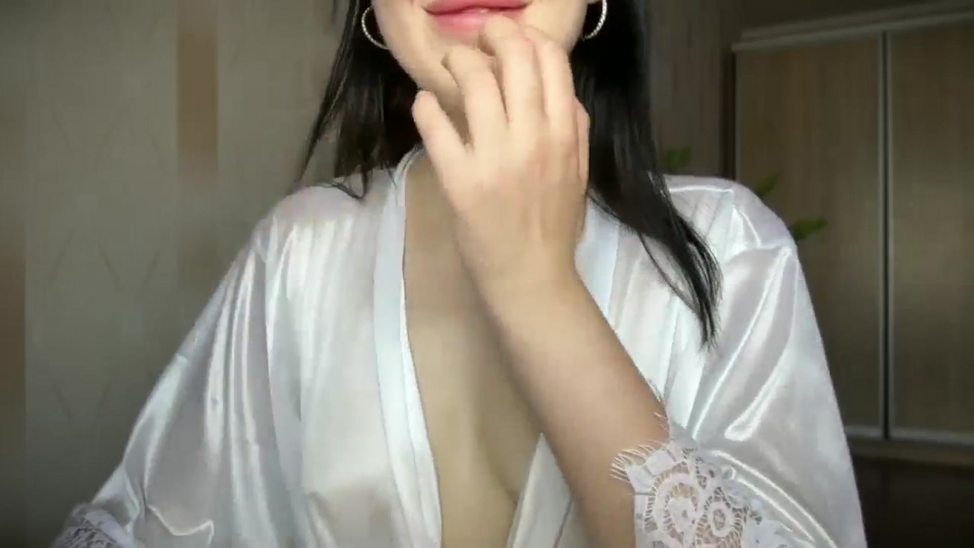 Gallery image thumbnail from CherryLady_An's myfreecams stream on, 07/22/2024, 08:36 image 9 of 20
