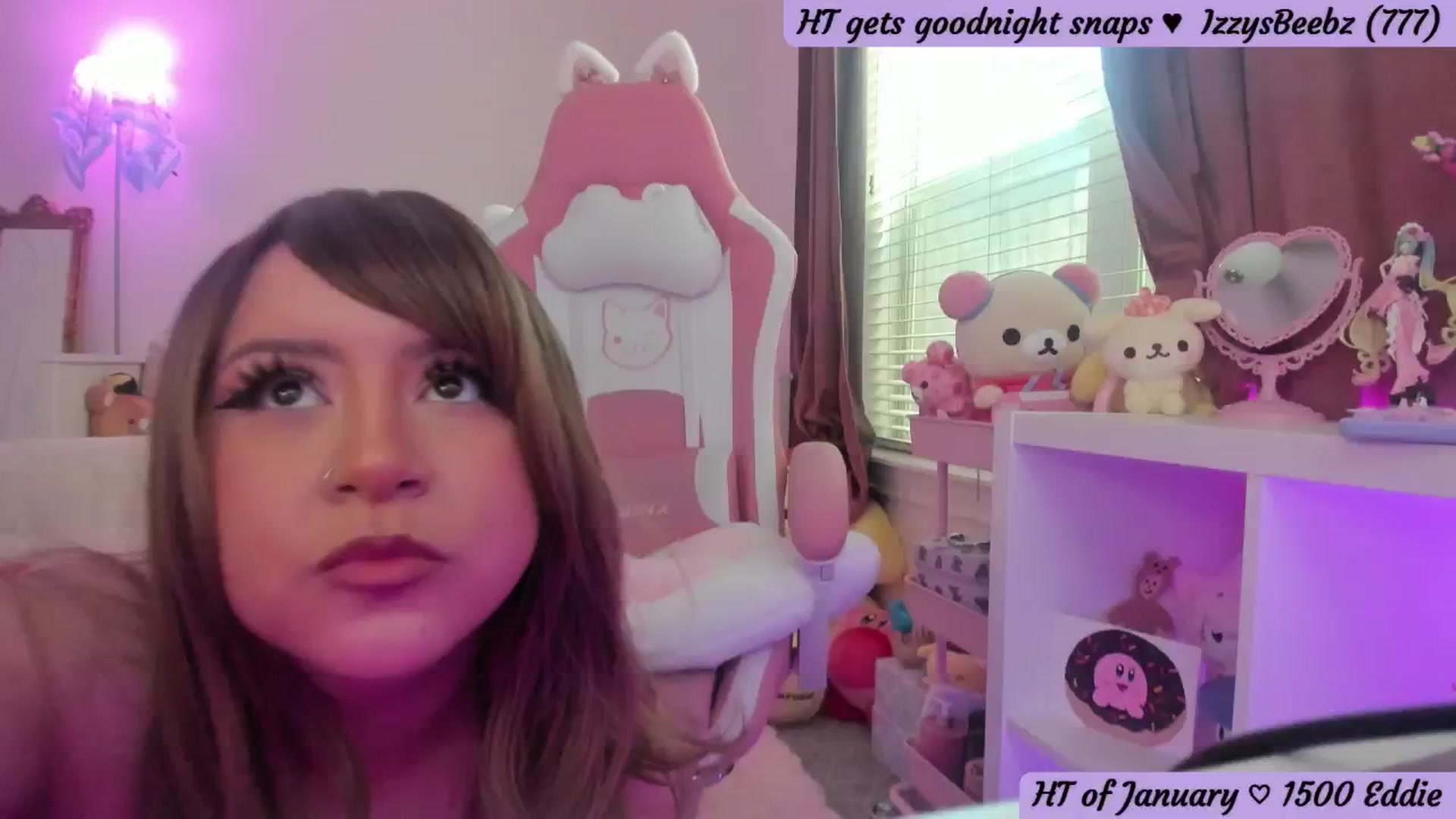 Gallery image thumbnail from CherryMace's myfreecams stream on, 01/31/2025, 21:18 image 18 of 20