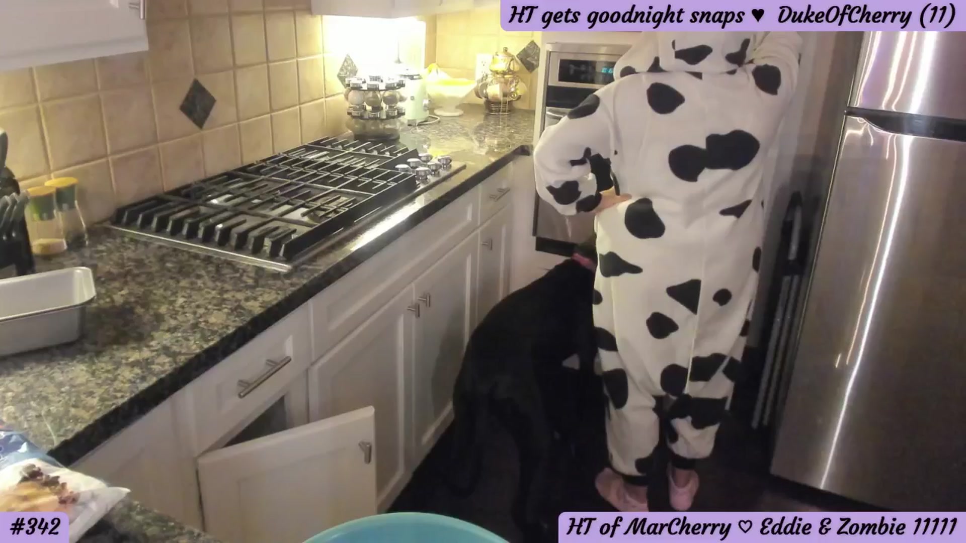 Gallery image thumbnail from CherryMace's myfreecams stream on, 03/10/2025, 04:45 image 6 of 20
