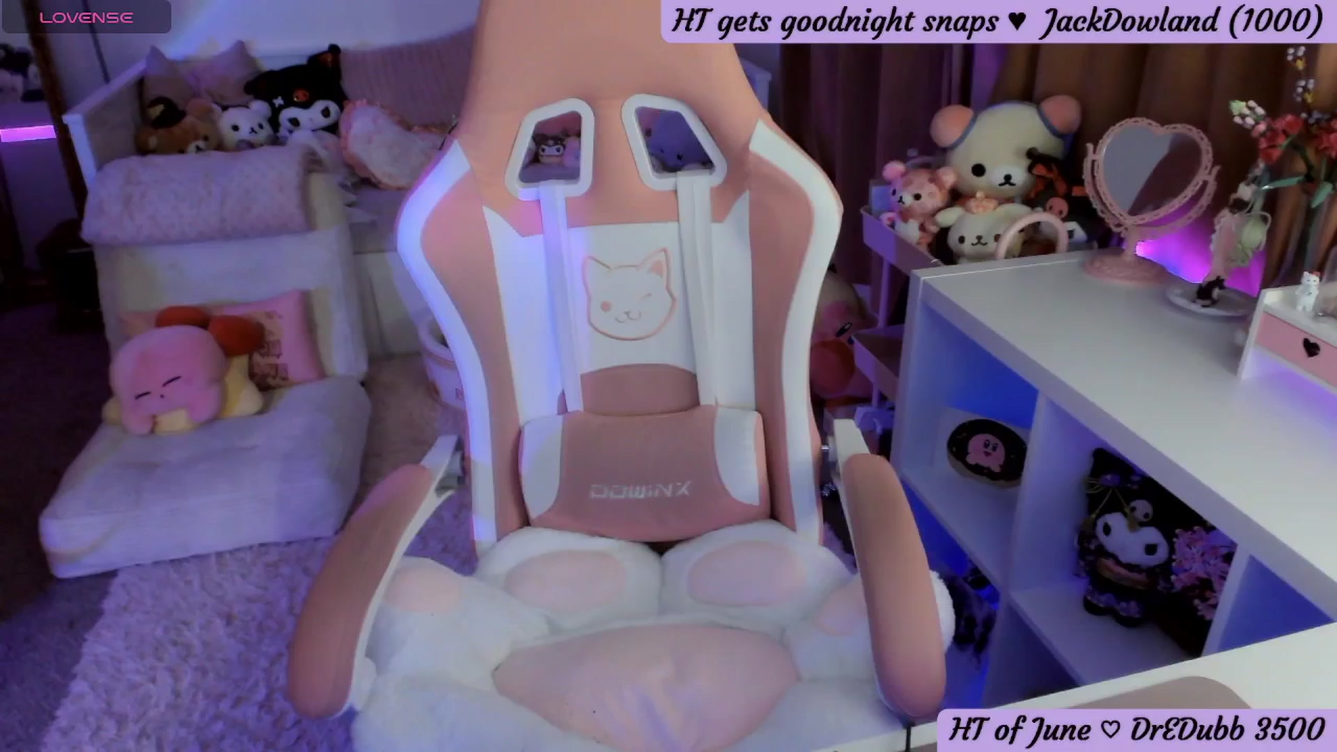 Gallery image thumbnail from CherryMace's myfreecams stream on, 07/01/2025, 06:42 image 9 of 20