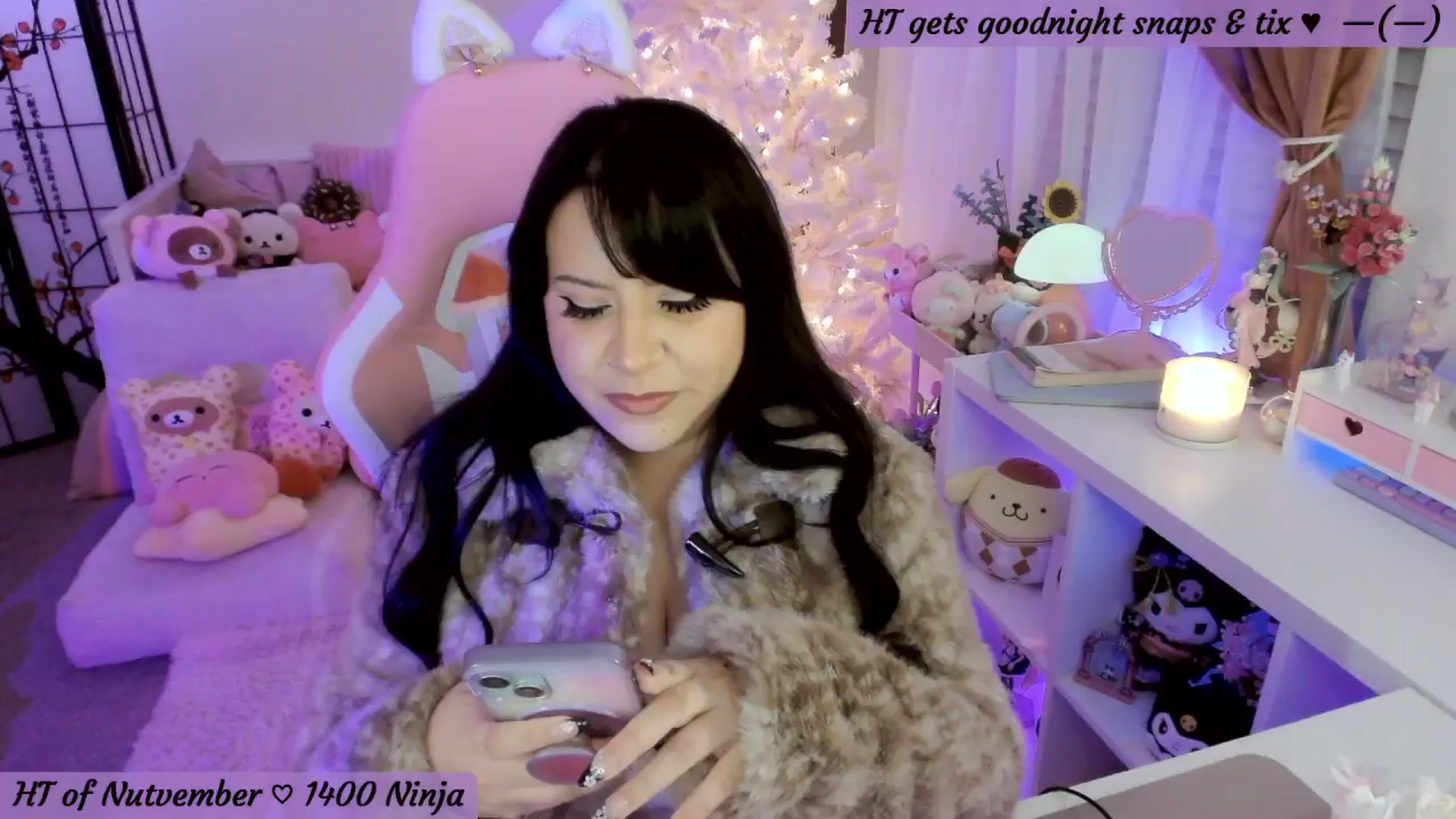 Gallery image thumbnail from CherryMace's myfreecams stream on, 11/17/2025, 03:10 image 3 of 20