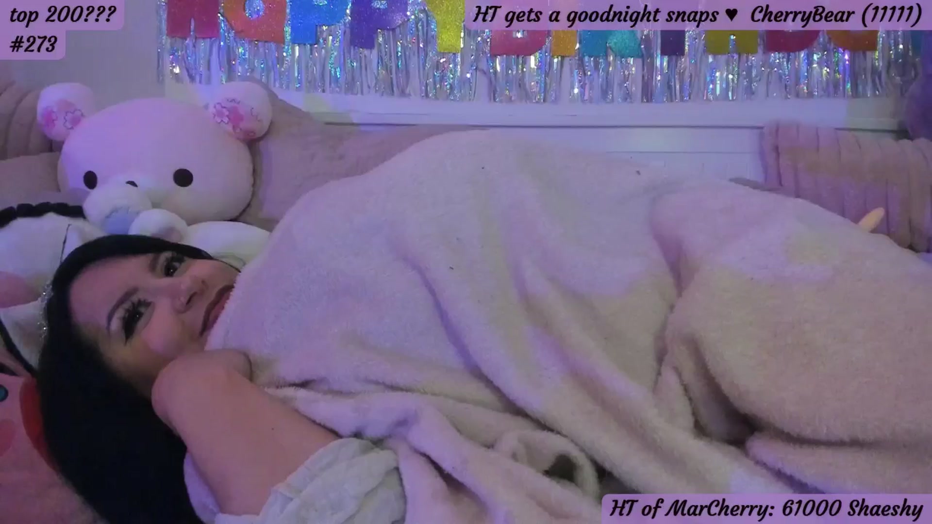 Gallery image thumbnail from CherryMace's myfreecams stream on, 04/01/2026, 06:33 image 14 of 20