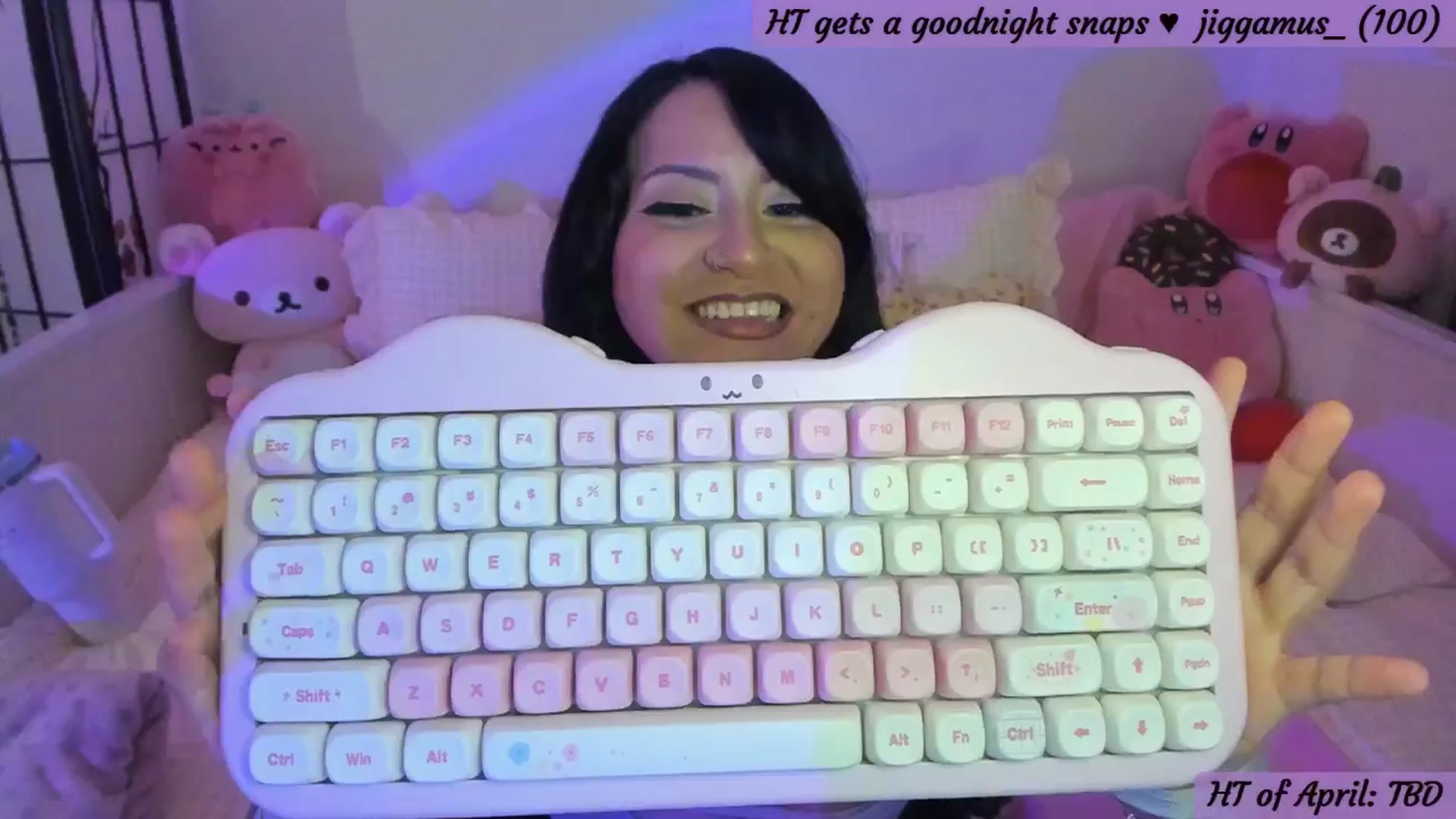 Gallery image thumbnail from CherryMace's myfreecams stream on, 04/07/2026, 06:23 image 12 of 20