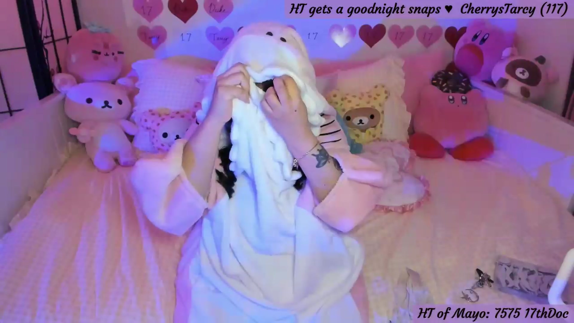 Gallery image thumbnail from CherryMace's myfreecams stream on, 05/30/2026, 05:49 image 16 of 20