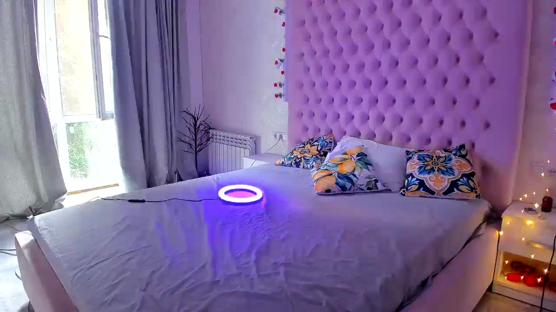 Gallery image thumbnail from CherryMyst's myfreecams stream on, 05/29/2025, 16:28 image 6 of 20