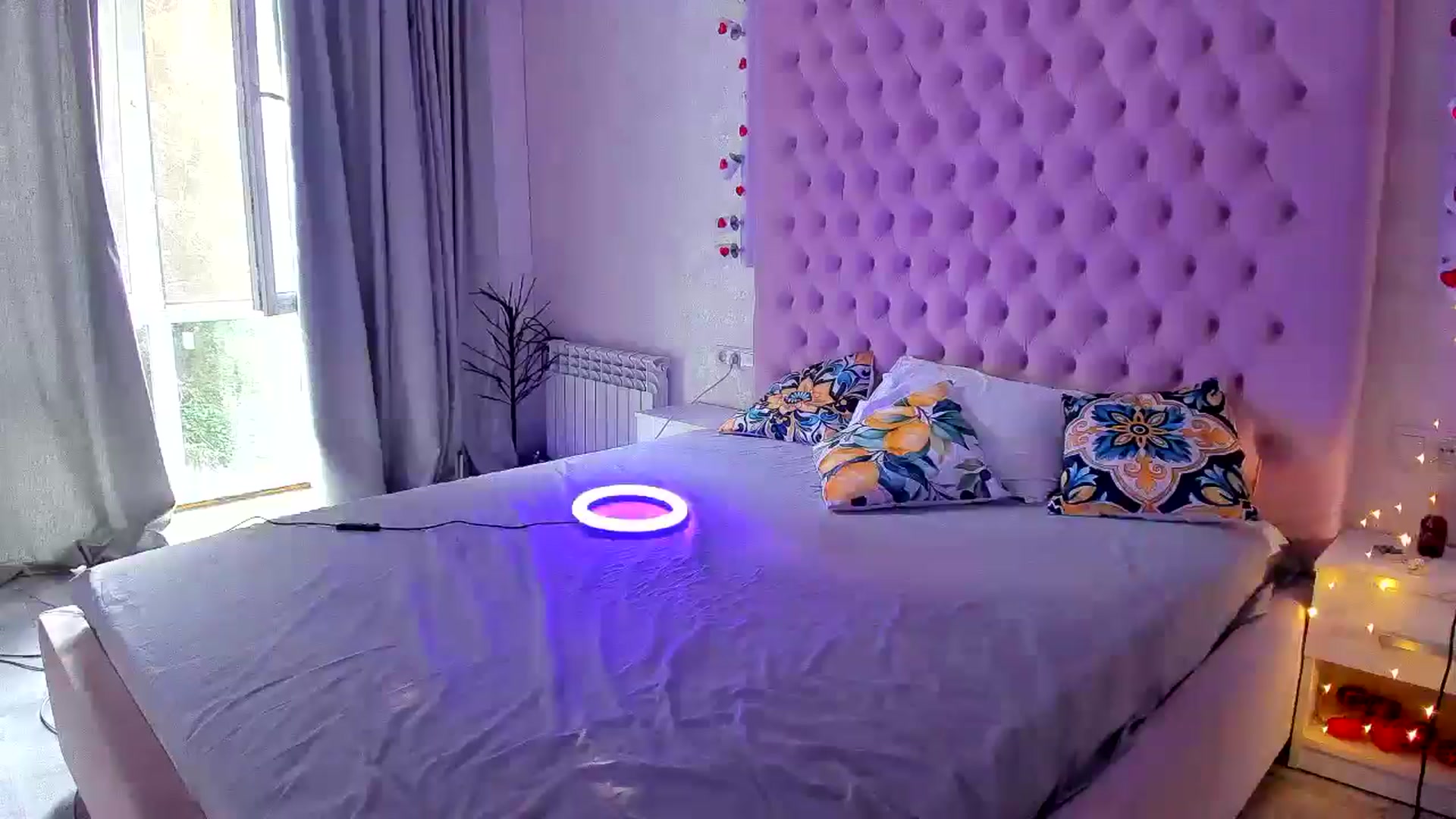 Gallery image thumbnail from CherryMyst's myfreecams stream on, 05/29/2025, 16:28 image 8 of 20