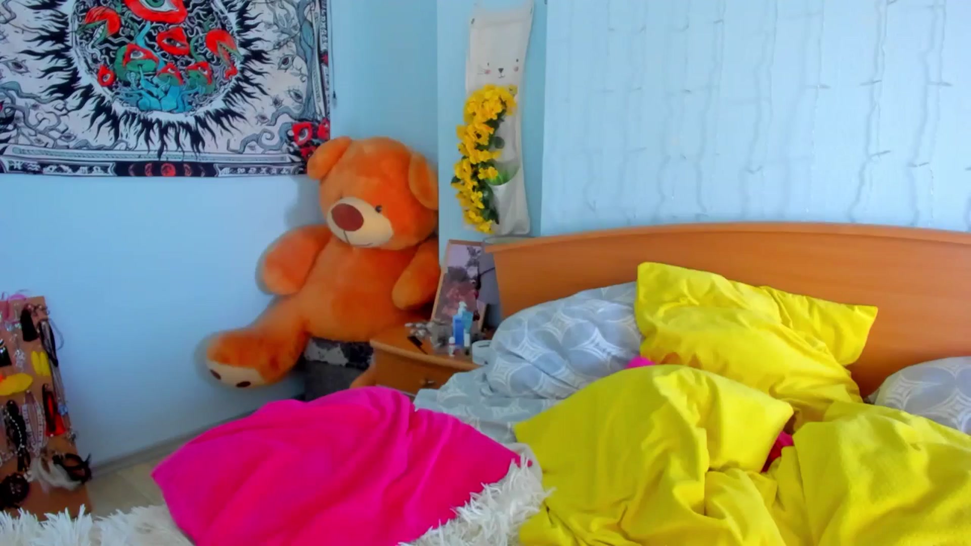 Gallery image thumbnail from CherrySoda's myfreecams stream on, 07/15/2024, 09:04 image 3 of 20
