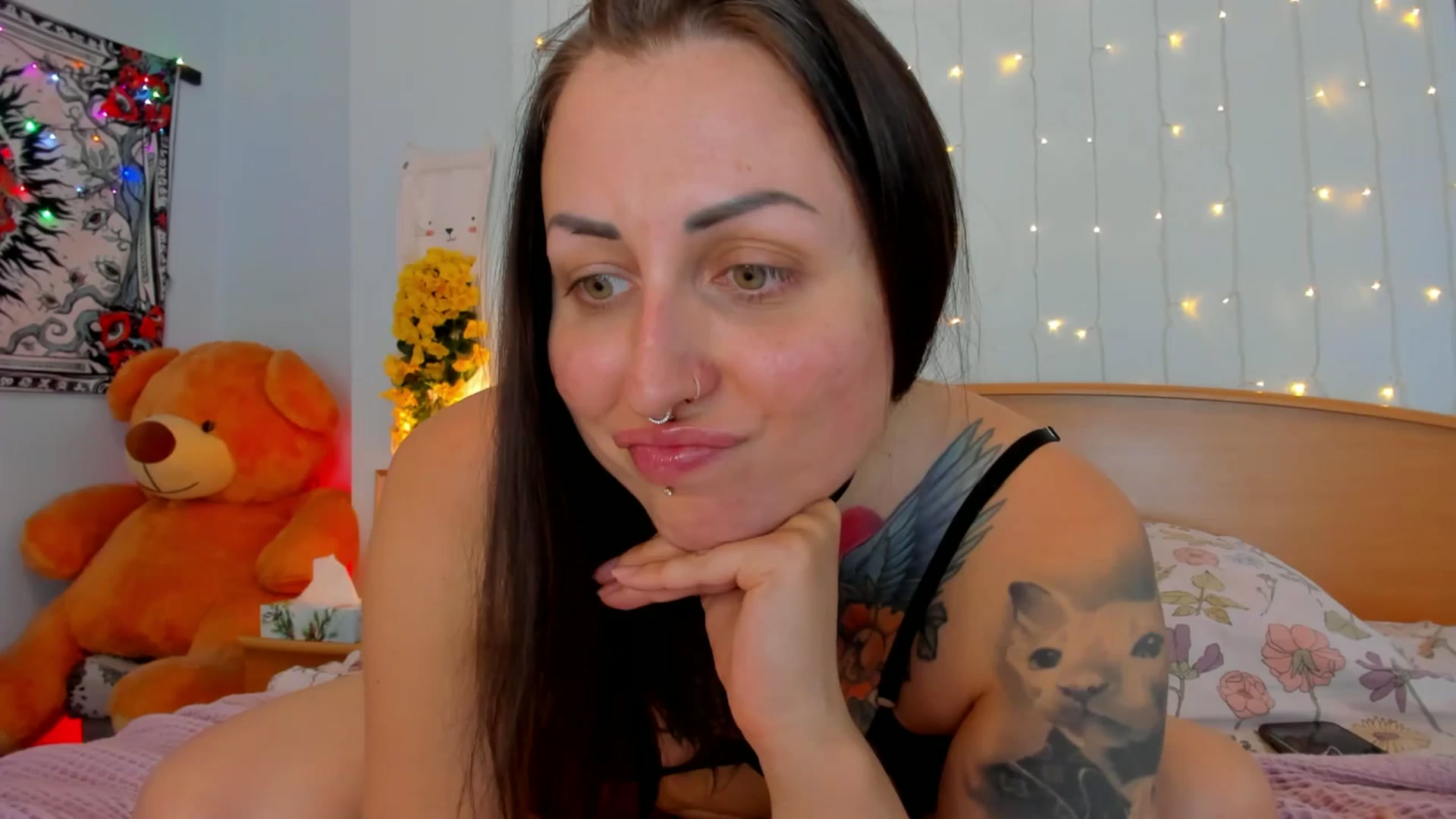Gallery image thumbnail from CherryWine's myfreecams stream on, 06/22/2025, 12:19 image 7 of 20