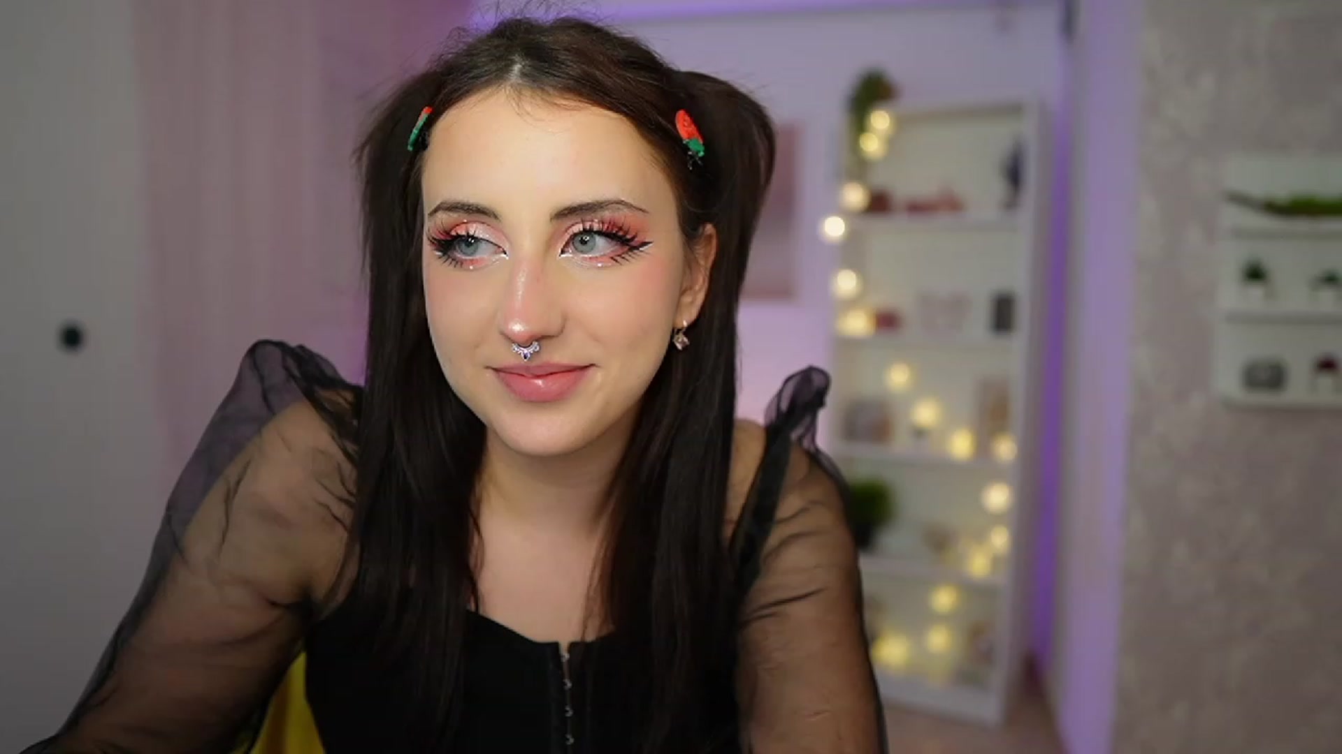 Gallery image thumbnail from Cherry_Acid18's myfreecams stream on, 09/22/2023, 19:11 image 18 of 20