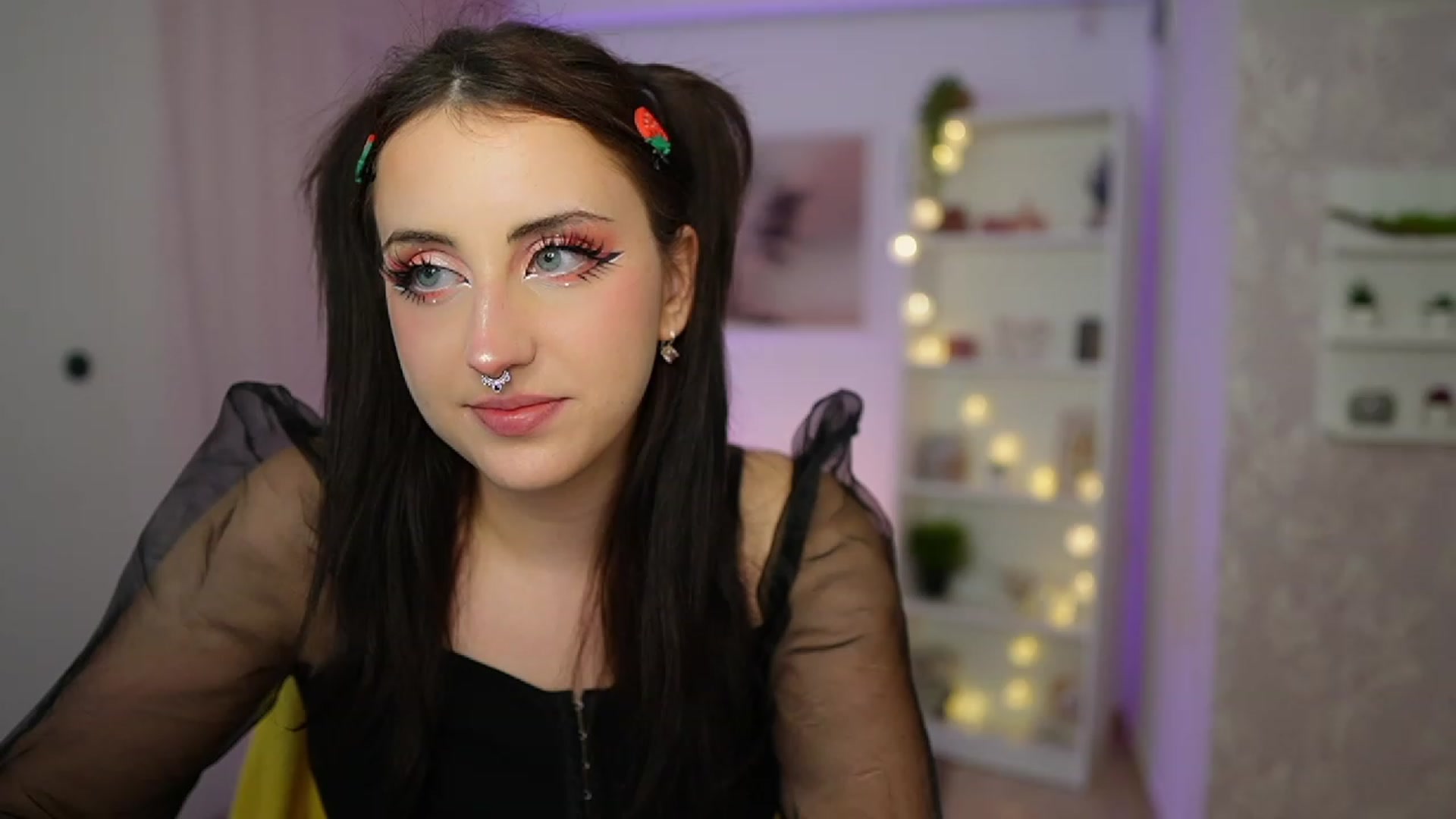 Gallery image thumbnail from Cherry_Acid18's myfreecams stream on, 09/22/2023, 19:11 image 19 of 20
