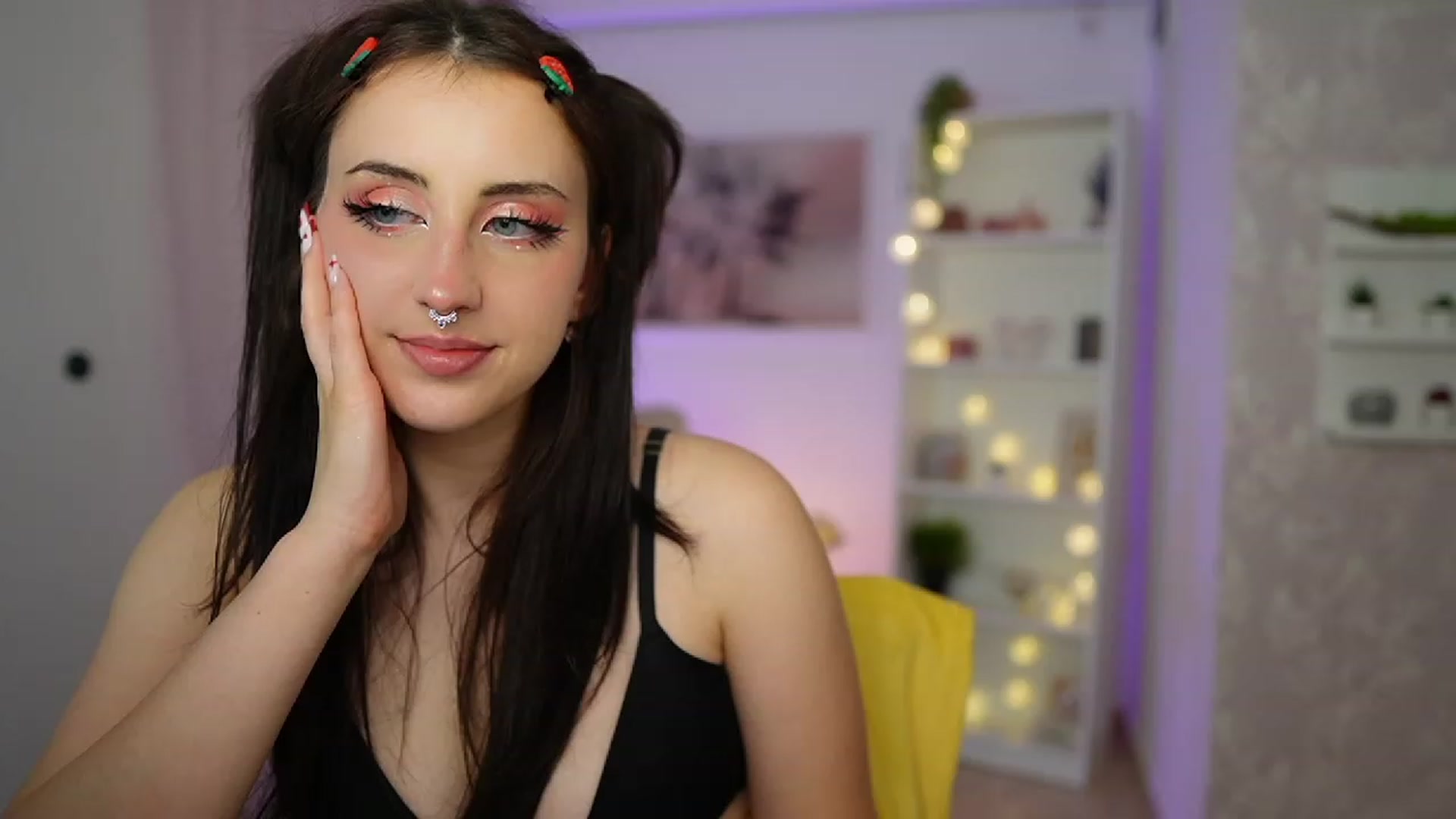 Gallery image thumbnail from Cherry_Acid18's myfreecams stream on, 09/22/2023, 23:22 image 15 of 20