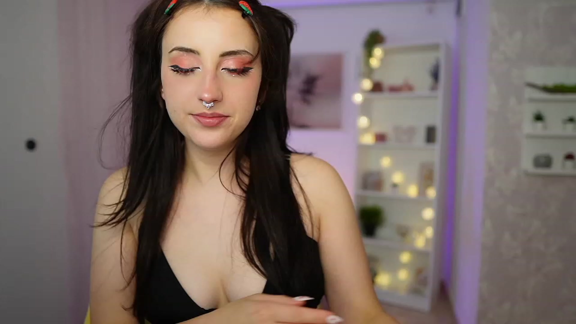 Gallery image thumbnail from Cherry_Acid18's myfreecams stream on, 09/22/2023, 23:22 image 10 of 20