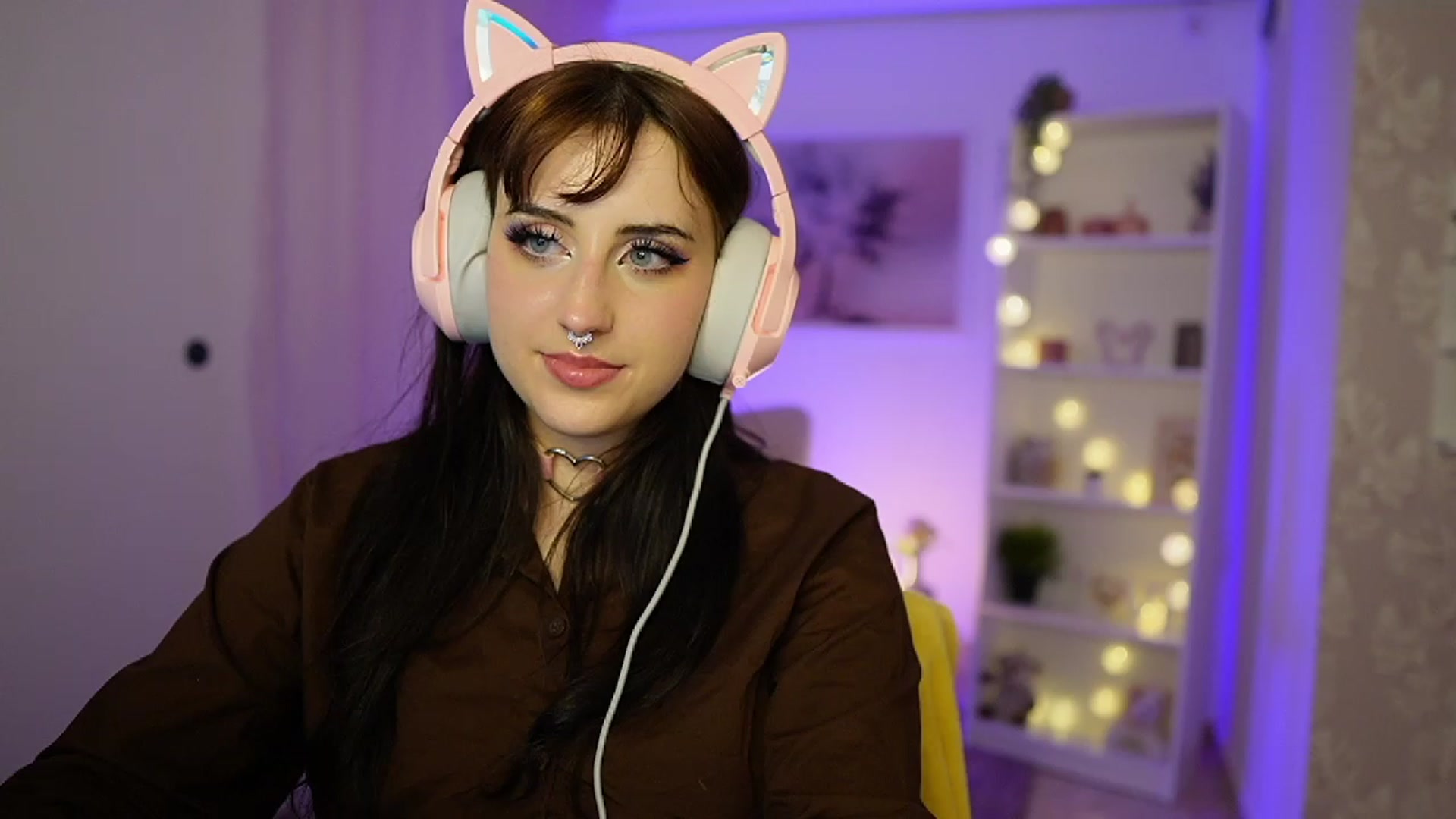 Gallery image thumbnail from Cherry_Acid18's myfreecams stream on, 09/28/2023, 20:02 image 11 of 20