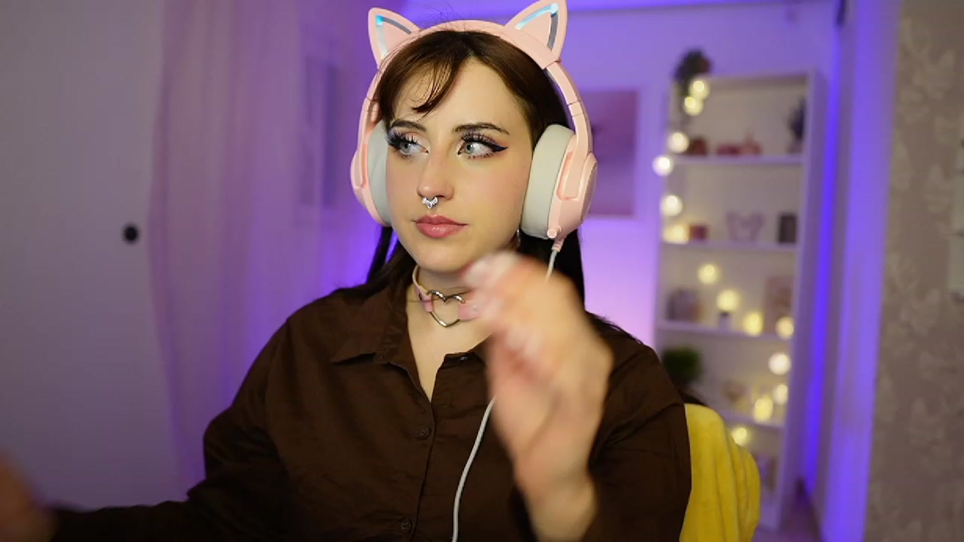 Gallery image thumbnail from Cherry_Acid18's myfreecams stream on, 09/28/2023, 20:02 image 2 of 20