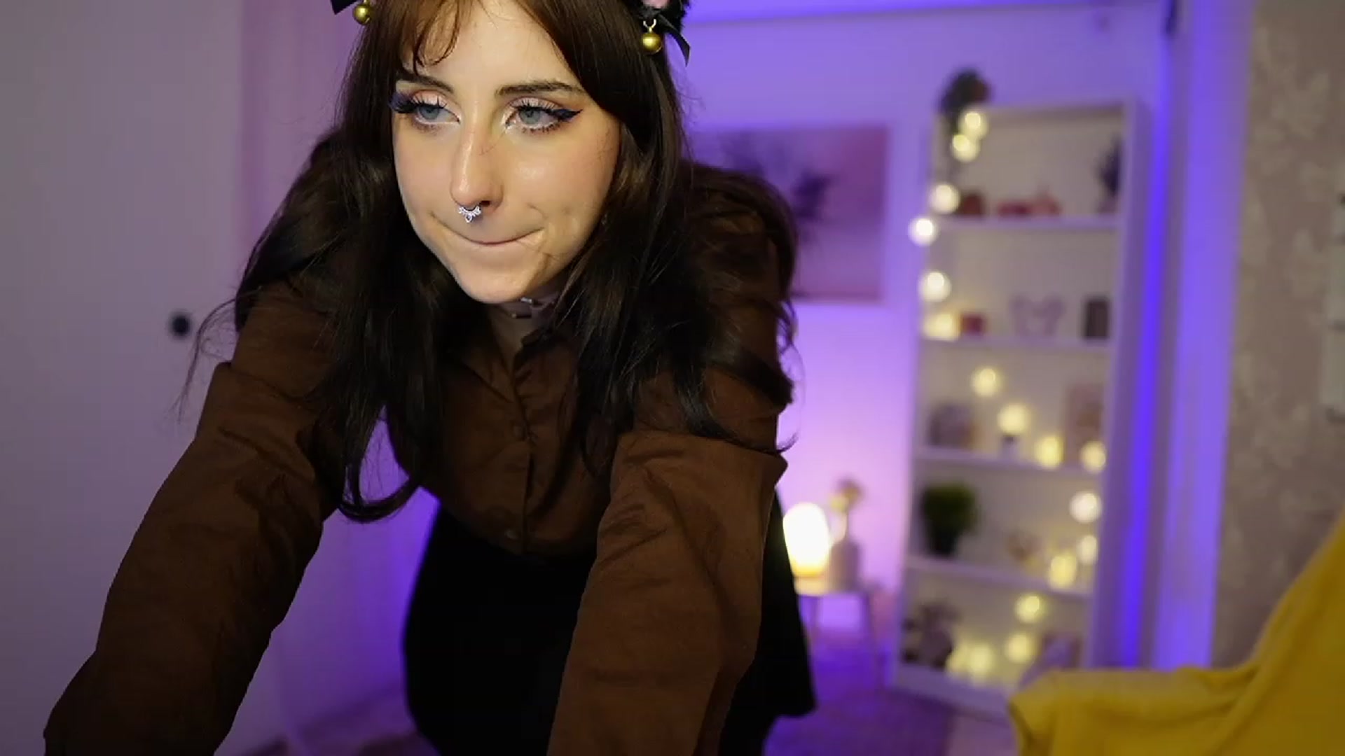 Gallery image thumbnail from Cherry_Acid18's myfreecams stream on, 09/28/2023, 21:09 image 13 of 20