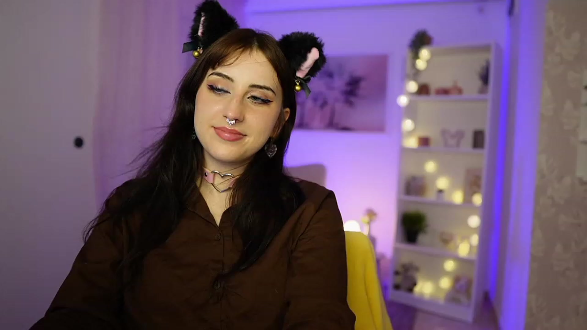 Gallery image thumbnail from Cherry_Acid18's myfreecams stream on, 09/28/2023, 21:09 image 17 of 20