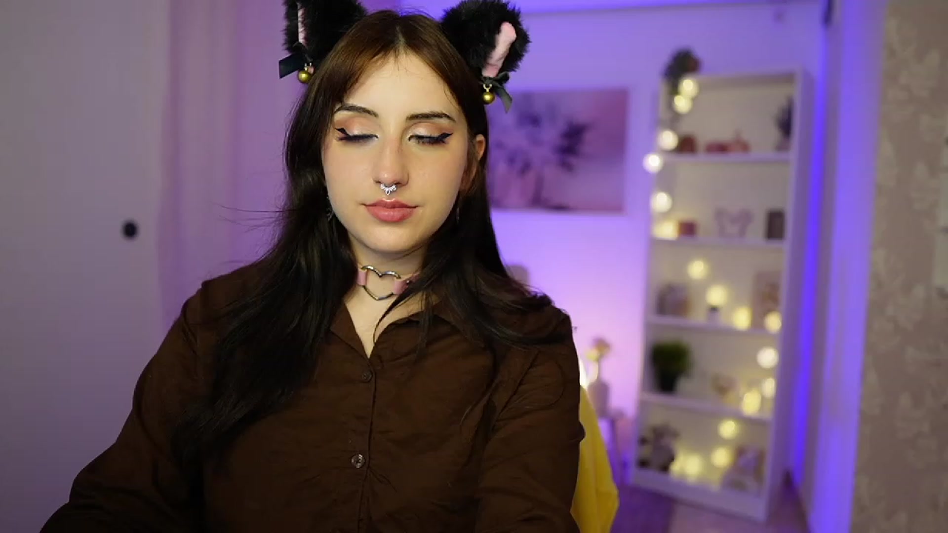 Gallery image thumbnail from Cherry_Acid18's myfreecams stream on, 09/28/2023, 21:45 image 6 of 20