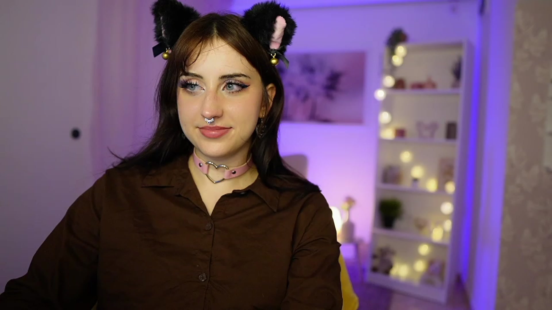 Gallery image thumbnail from Cherry_Acid18's myfreecams stream on, 09/28/2023, 21:45 image 2 of 20