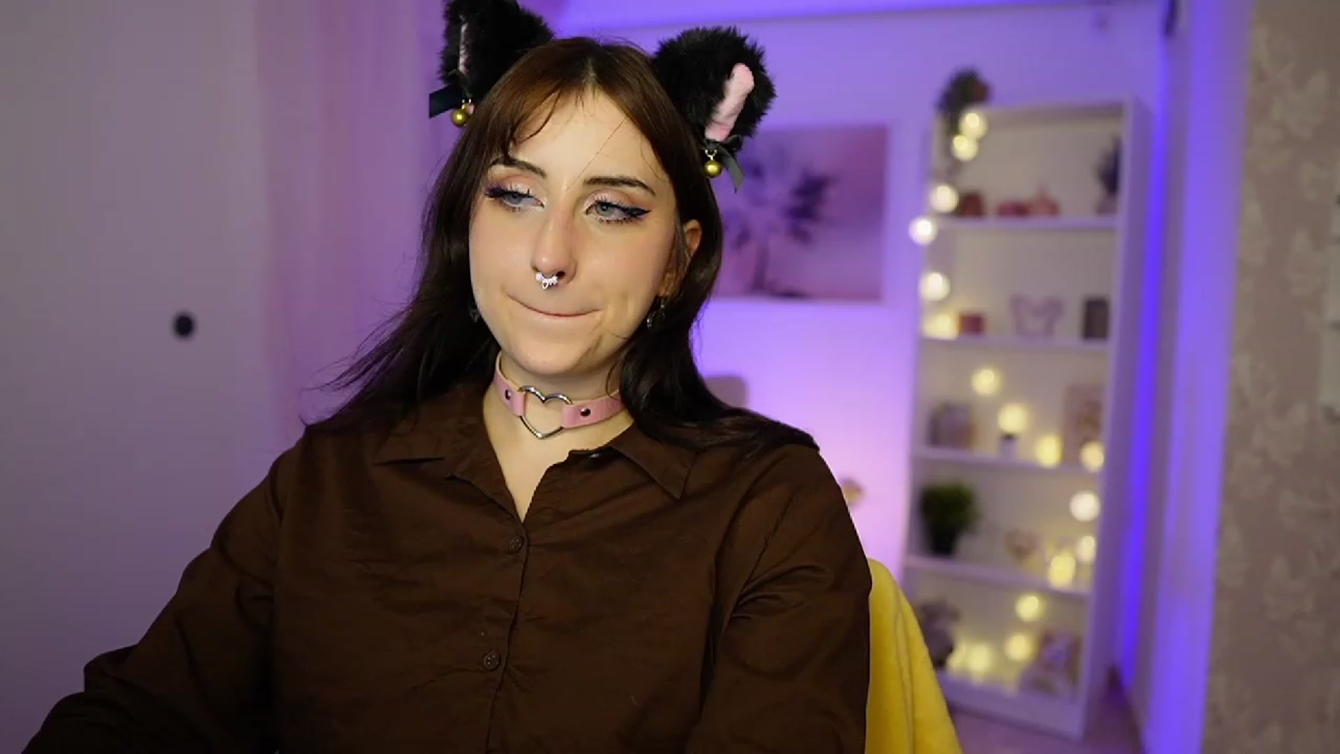 Gallery image thumbnail from Cherry_Acid18's myfreecams stream on, 09/28/2023, 21:45 image 5 of 20