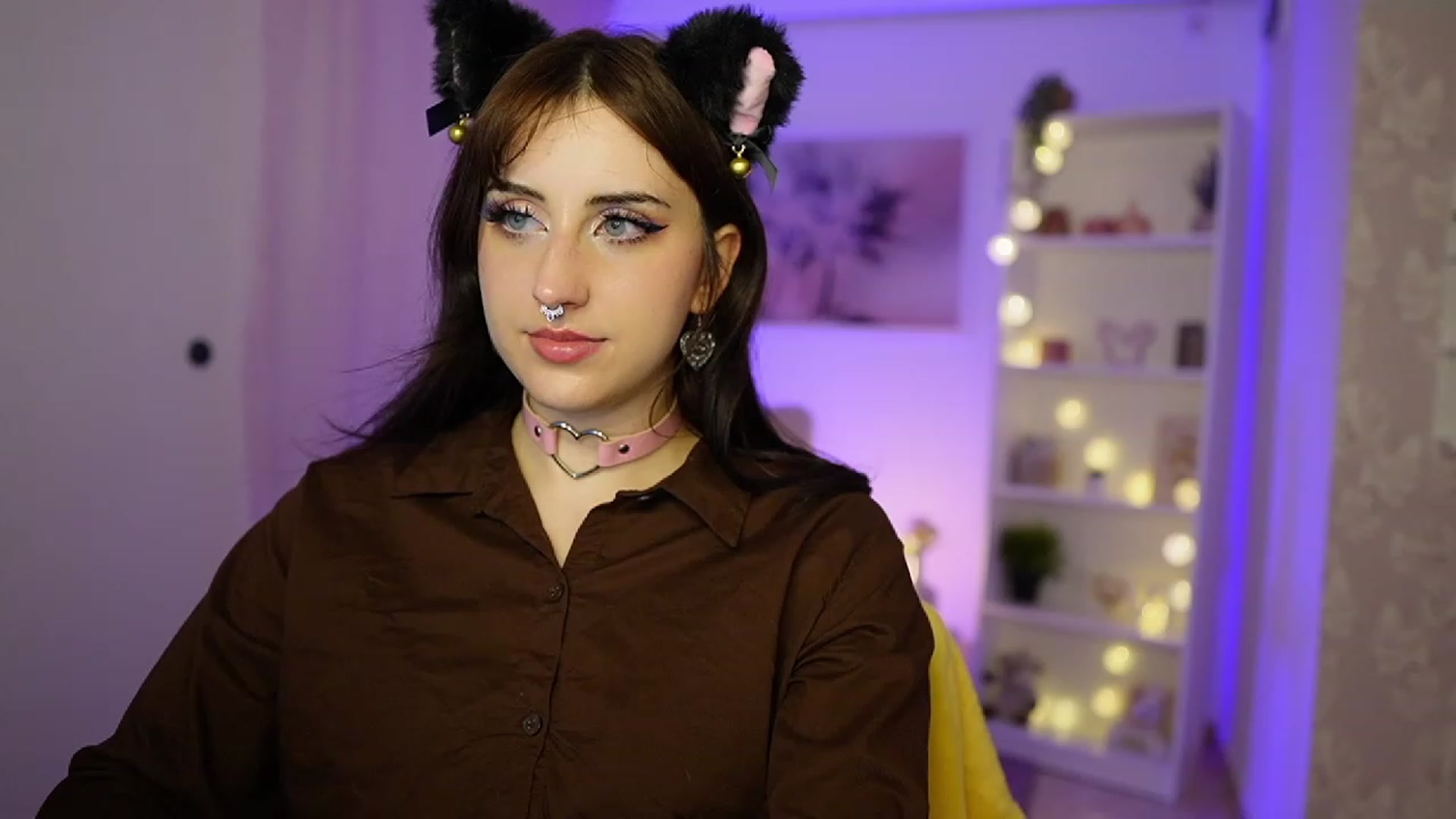 Gallery image thumbnail from Cherry_Acid18's myfreecams stream on, 09/28/2023, 21:45 image 1 of 20