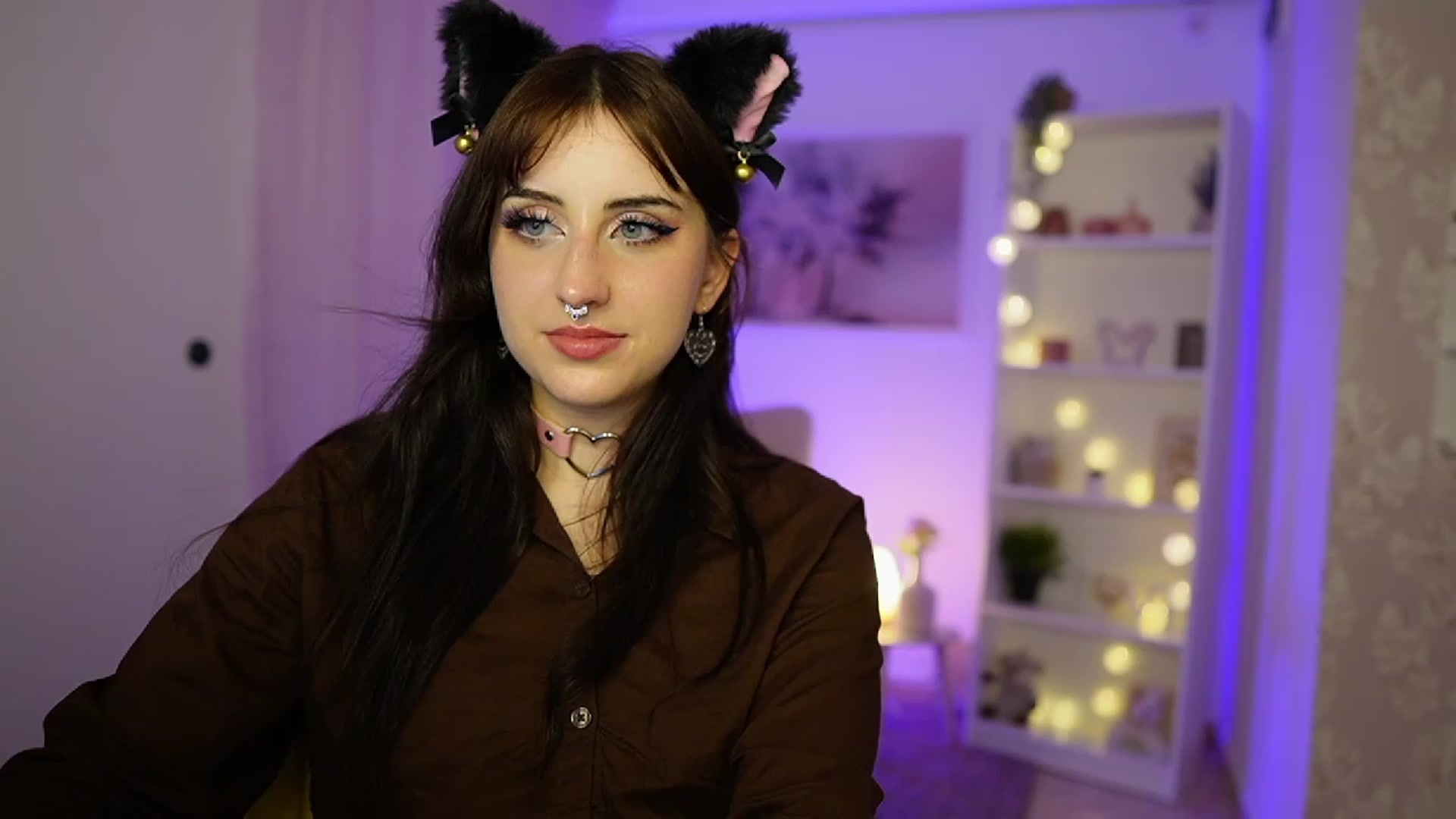 Gallery image thumbnail from Cherry_Acid18's myfreecams stream on, 09/28/2023, 21:45 image 18 of 20