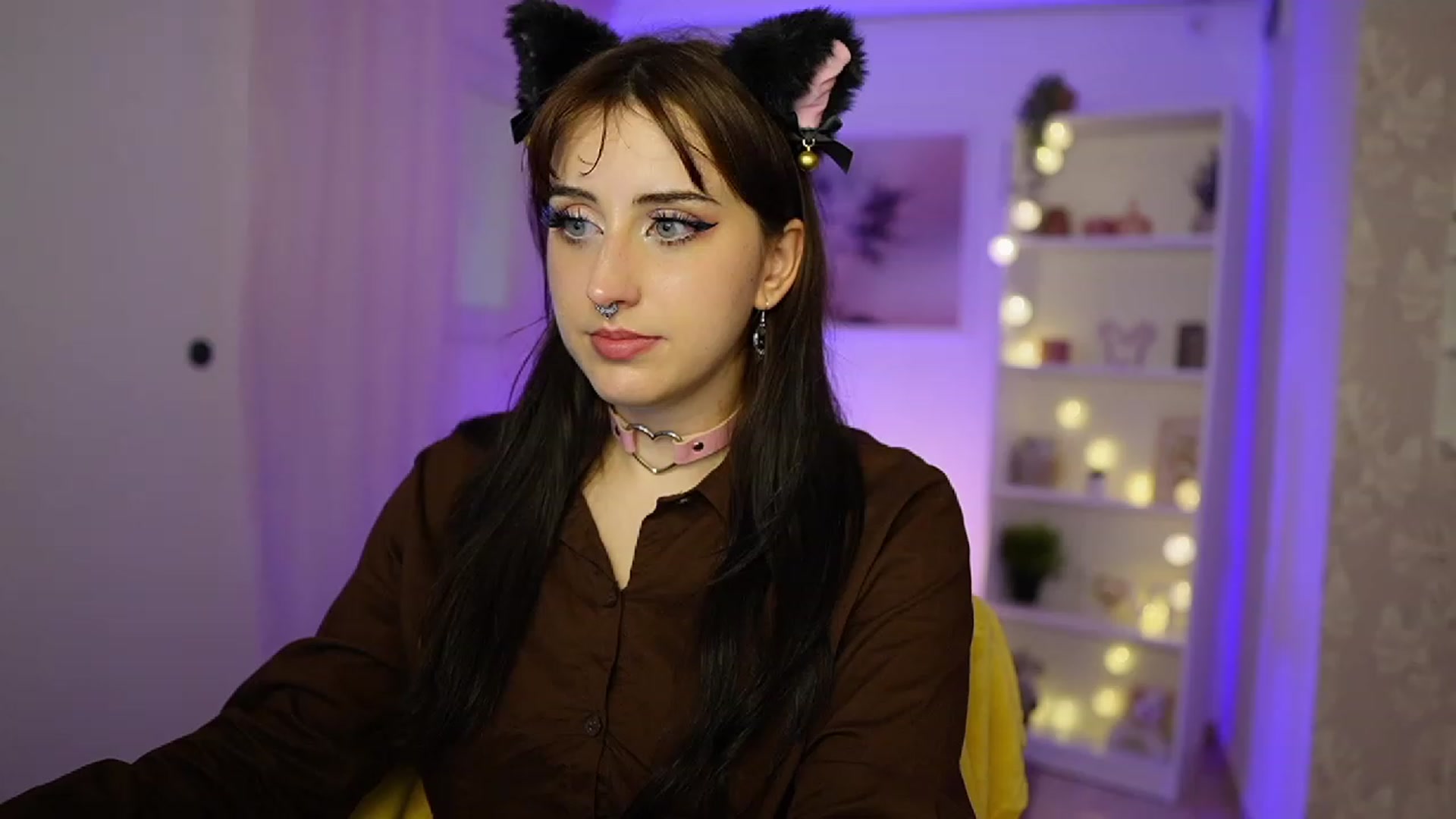 Gallery image thumbnail from Cherry_Acid18's myfreecams stream on, 09/28/2023, 22:19 image 17 of 20